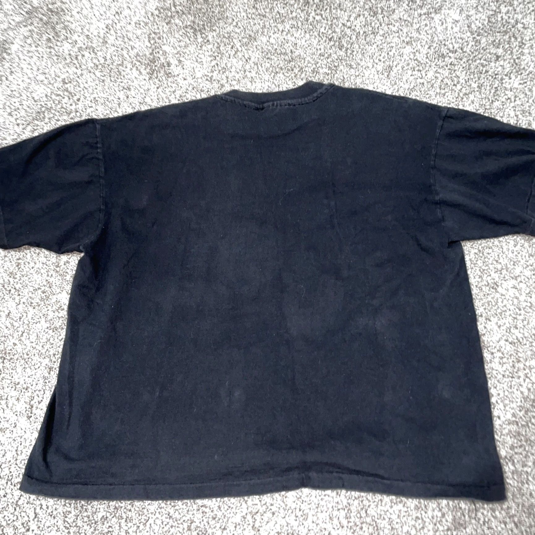 Vintage VINTAGE Single Stitch T-Shirt Mens Halloween Glow in Dark Black Stitch L Mens Size US L / EU 52-54 / 3 - 5 Thumbnail