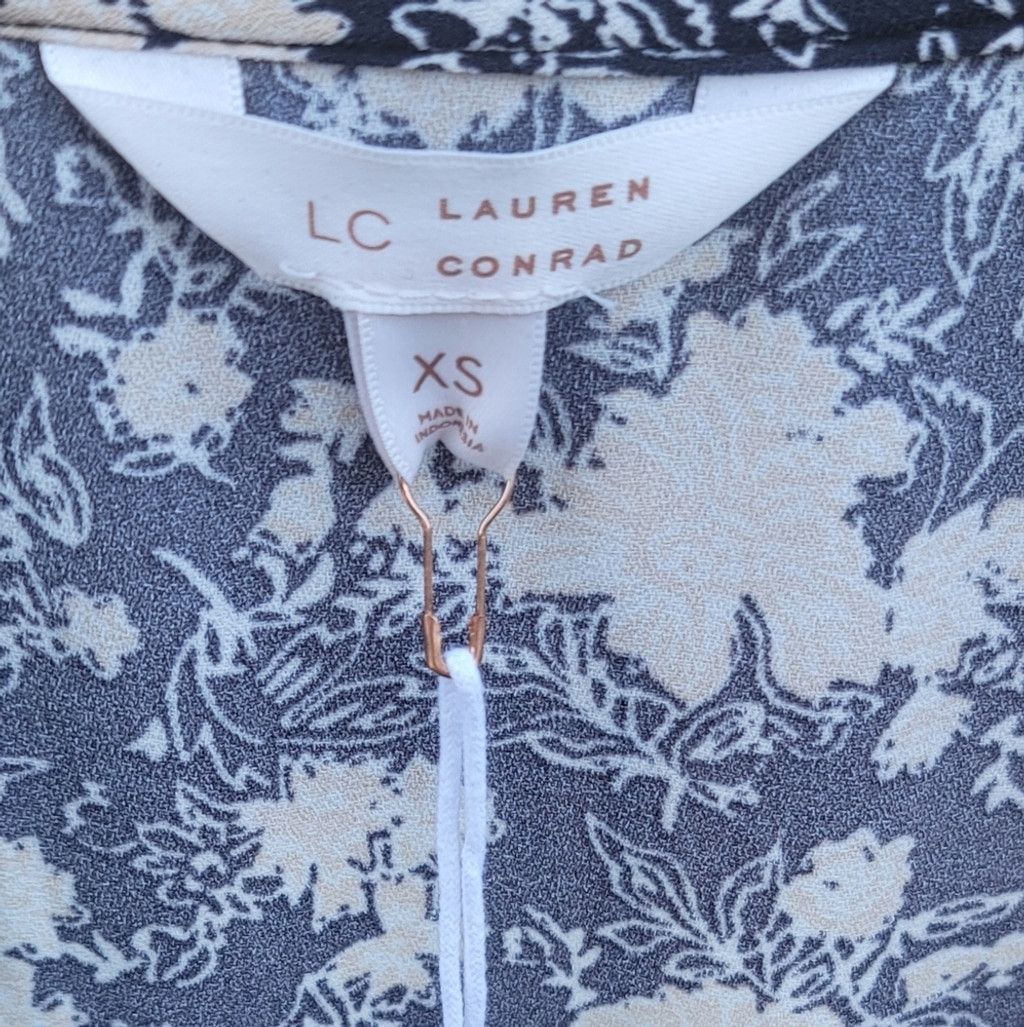 Lauren Conrad NWT LC Lauren Conrad Ruffle Chiffon Shirt Dress Size XS / US 0-2 / IT 36-38 - 4 Thumbnail
