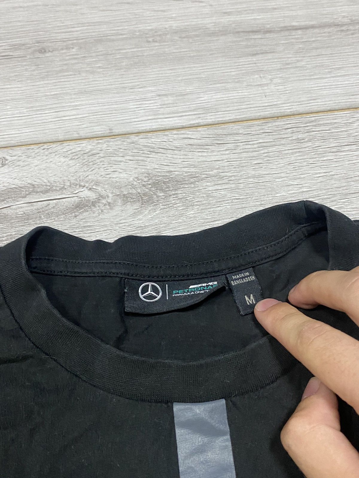 Mercedes-Benz Mercedes Petronas Pirelli t-shirt big logo Size US M / EU 48-50 / 2 - 4 Thumbnail
