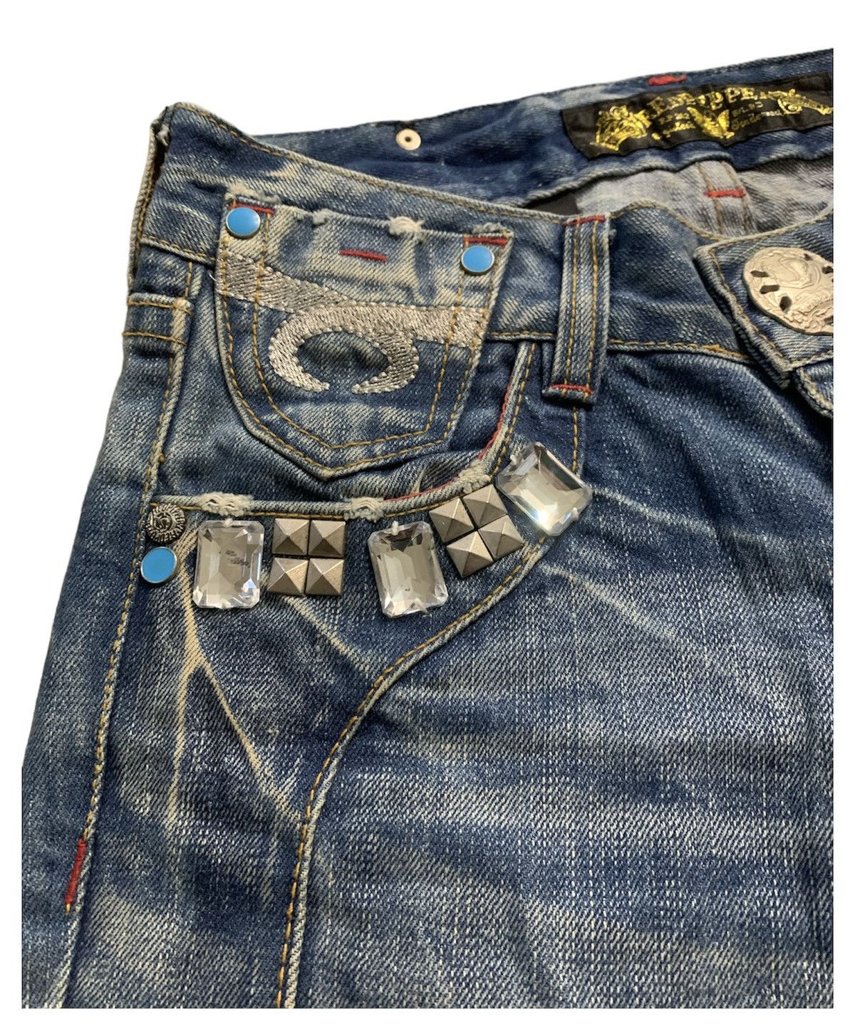 Other FLARED RED PEPPER STUDDED LOW RISE WOMEN JEANS Size US 31 - 10 Thumbnail