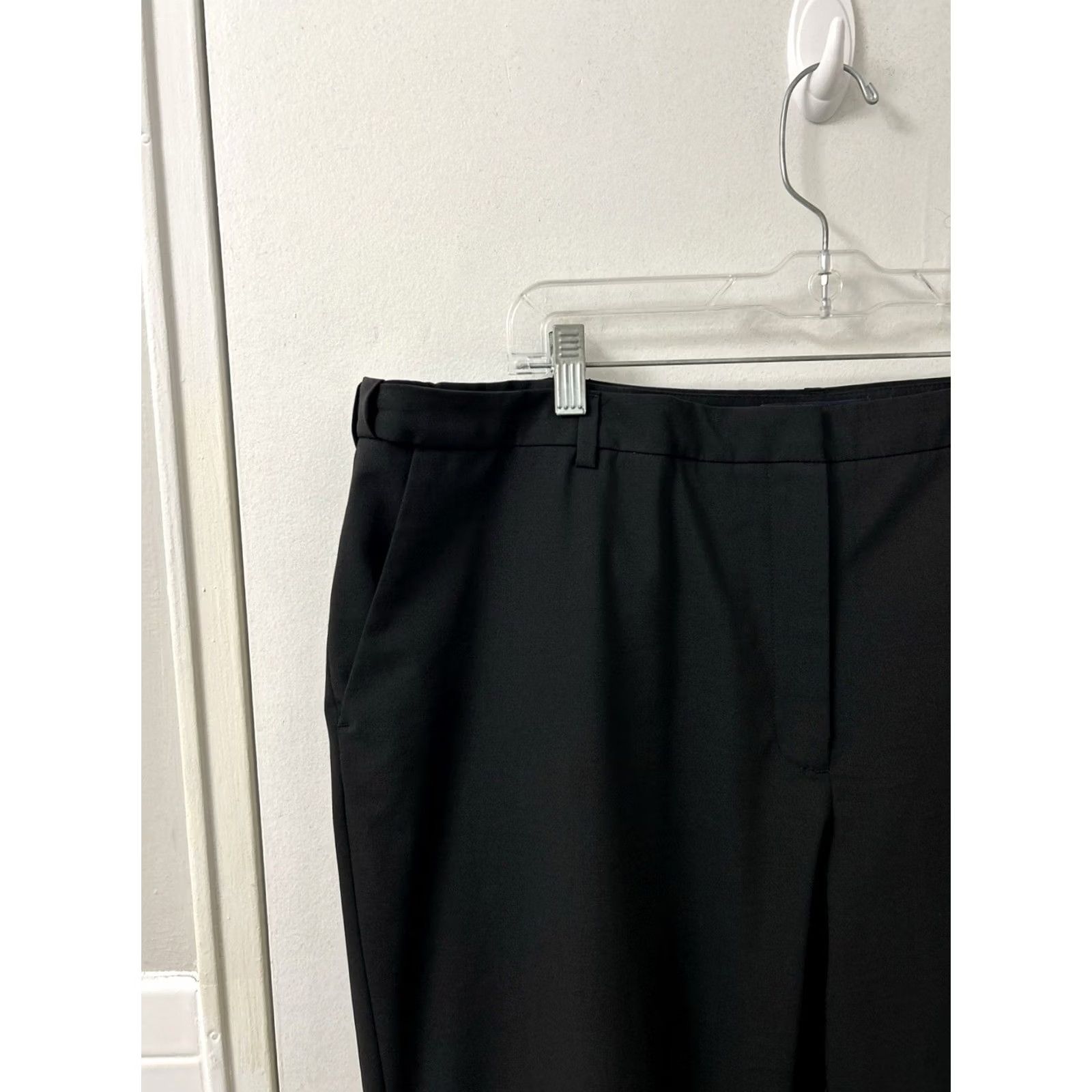 Vintage Lands' End Outfitters Dress Pants Womens 42x31 Black Wool Blend Flat Front Tapered Pockets Lined Stretch Classic Size 20W 42 in Waist Regular XS? Size 28" / US 6 / IT 42 - 4 Thumbnail