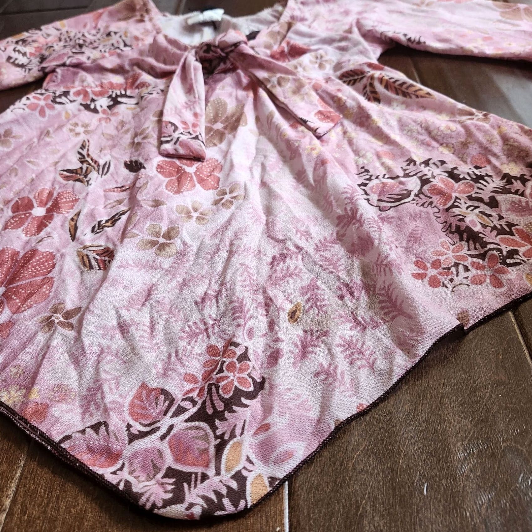 Vintage 2. Keep exact spelling and capitalization Lily Bleu Junior Pink Floral Dress - Size M-10/12 Size M / US 6-8 / IT 42-44 - 6 Thumbnail
