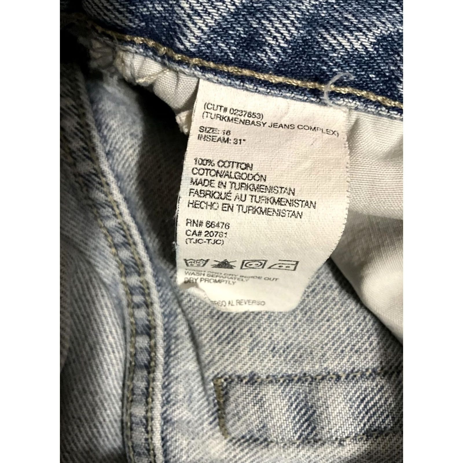 Tommy Hilfiger Tommy Hilfiger Jeans Men 33x31 Light Wash Denim Regular Cotton Denim Button Closure Classic Belt Five-Pocket Mens Jeans Size US 33 - 3 Thumbnail
