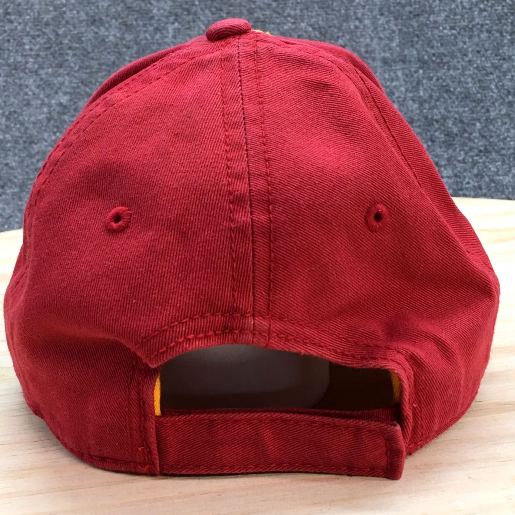 Vintage Harry Potter Gryffindor Crest Baseball Cap Hat Mens OS Maroon Gold Adjustable Size ONE SIZE - 6 Thumbnail