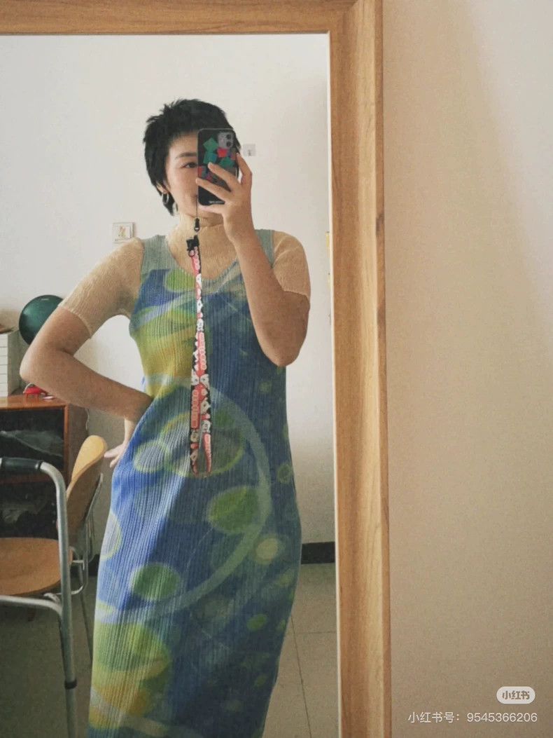 Issey Miyake Issey Miyake size:2 Fluorescent bubble planet dress Size S / US 4 / IT 40 - 1 Thumbnail