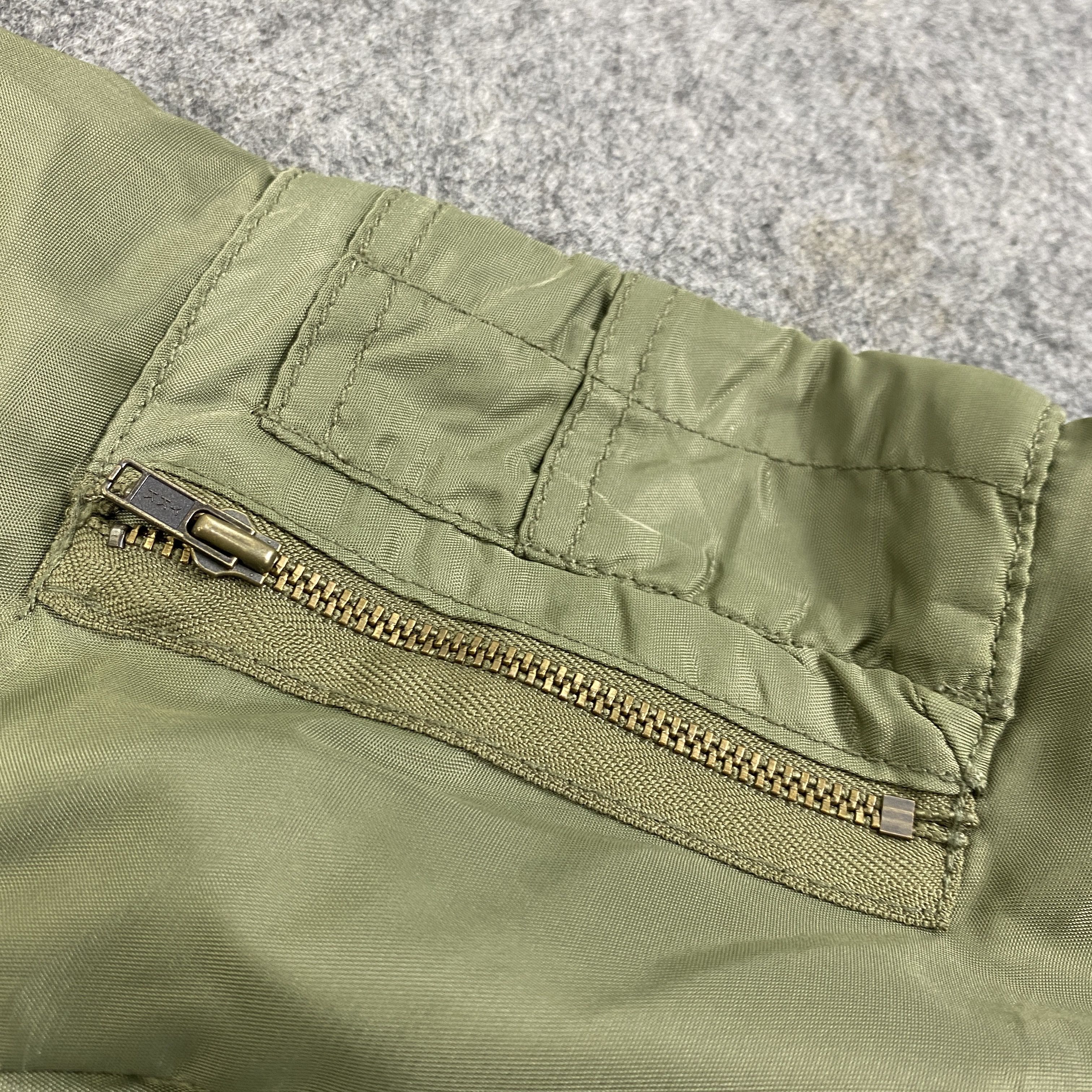 Japanese Brand Japanese Brand Bomber Style Jacket -J061 Size US XS / EU 42 / 0 - 15 Thumbnail