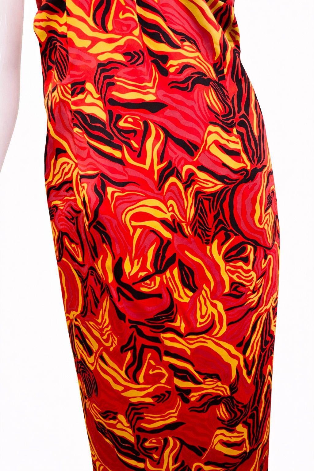 Versace Gianni Versace Couture Halter Neck Maxi Flame Evenig Dress Size M / US 6-8 / IT 42-44 - 4 Thumbnail