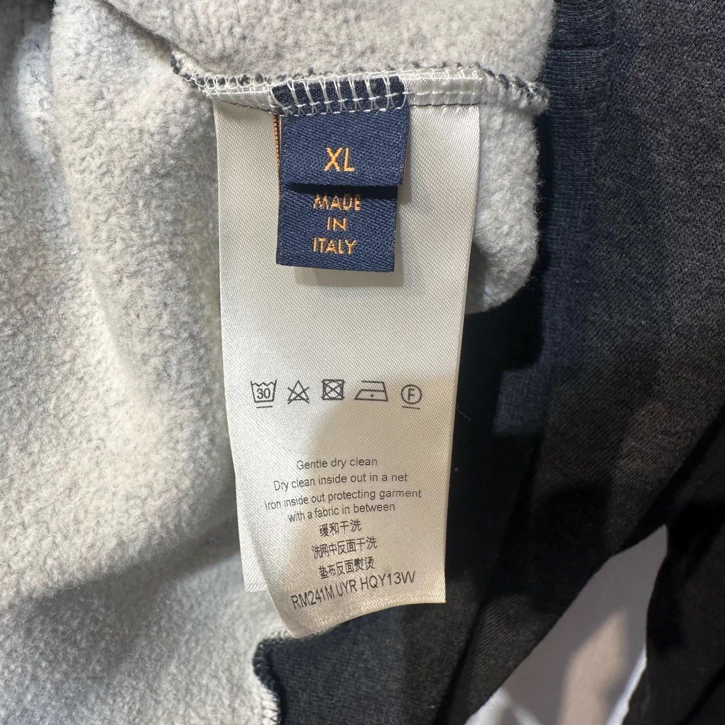 Louis Vuitton LV SS24 Gray Logo Embroidery Zip Sweatshirt XL New Size US XL / EU 56 / 4 - 6 Thumbnail