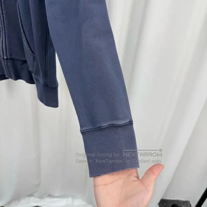 Burberry Burberry Long Sleeve Logo Hoodie for Men. Size US M / EU 48-50 / 2 - 4 Thumbnail