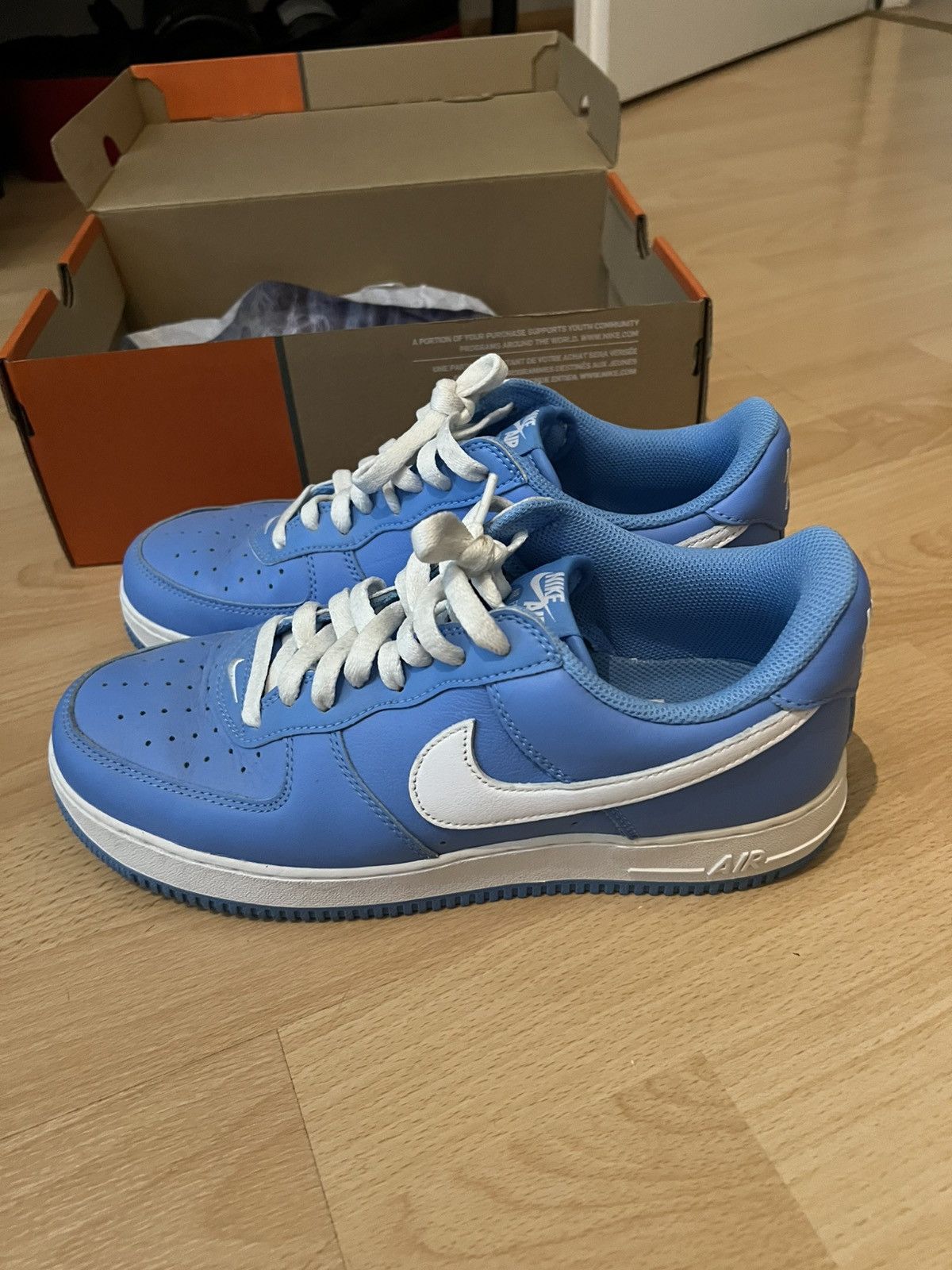 Nike Baby Blue Nike AirForce 1 Size US 10.5 / EU 43-44 - 3 Thumbnail