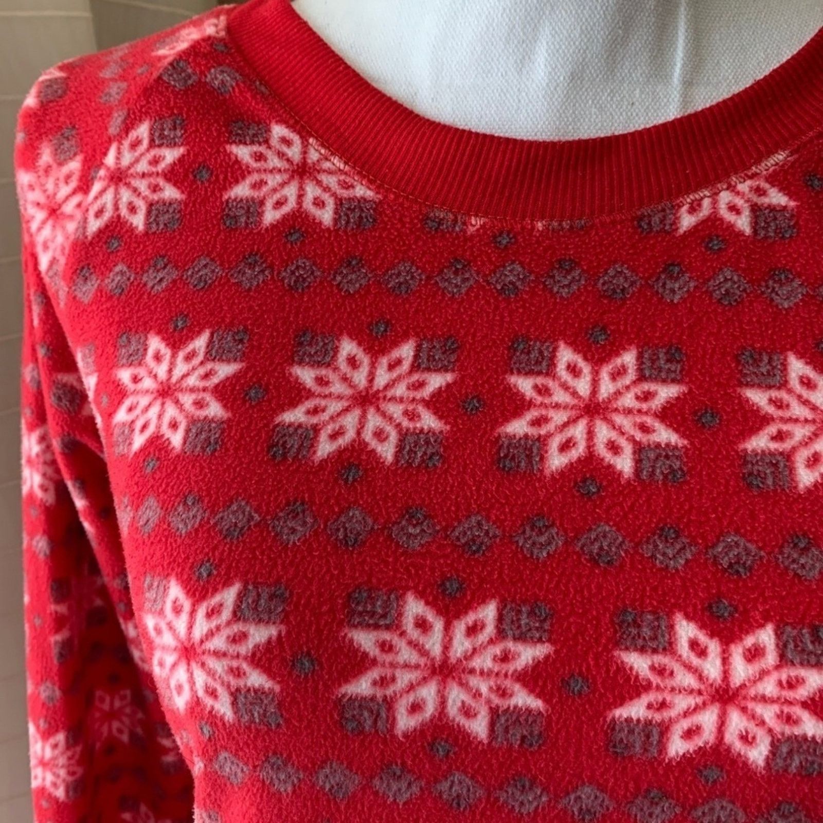 Covington Red & White Snowflake Ugly Christmas Sweater Front Pockets S Size S / US 4 / IT 40 - 2 Thumbnail