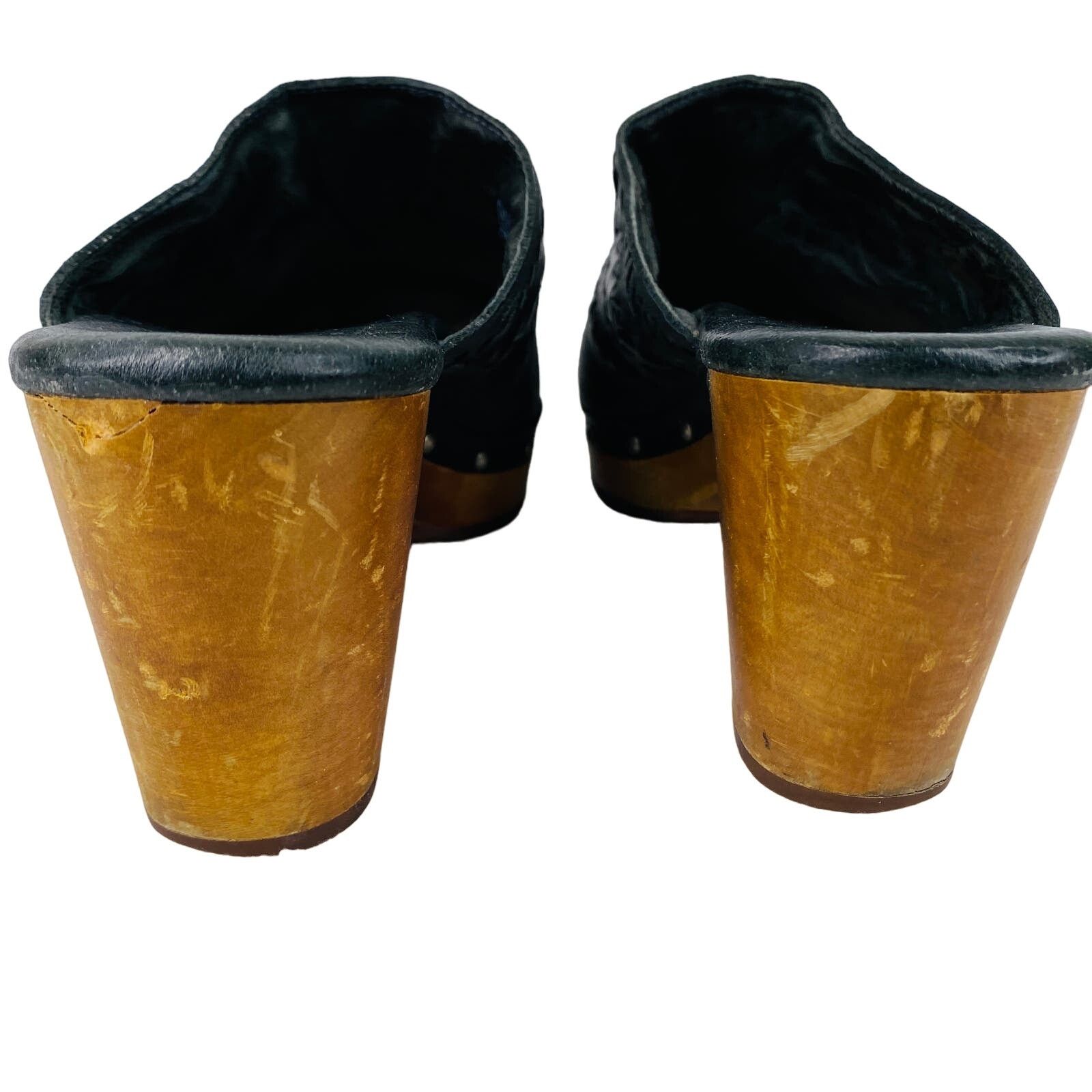 Other Ugg Australia Vivica Woven Black Leather Clogs 8 Studs Size US 8 / IT 38 - 5 Thumbnail