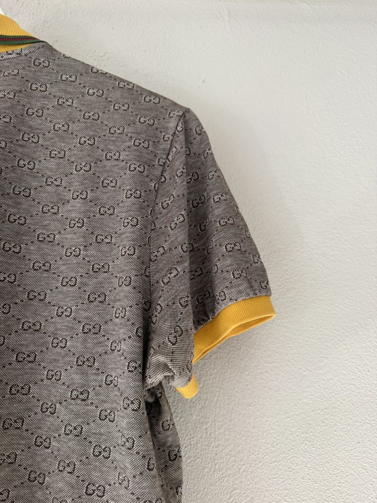 Gucci Monogram Cotton Polo with Yellow Tipped Collar Size US L / EU 52-54 / 3 - 11 Thumbnail