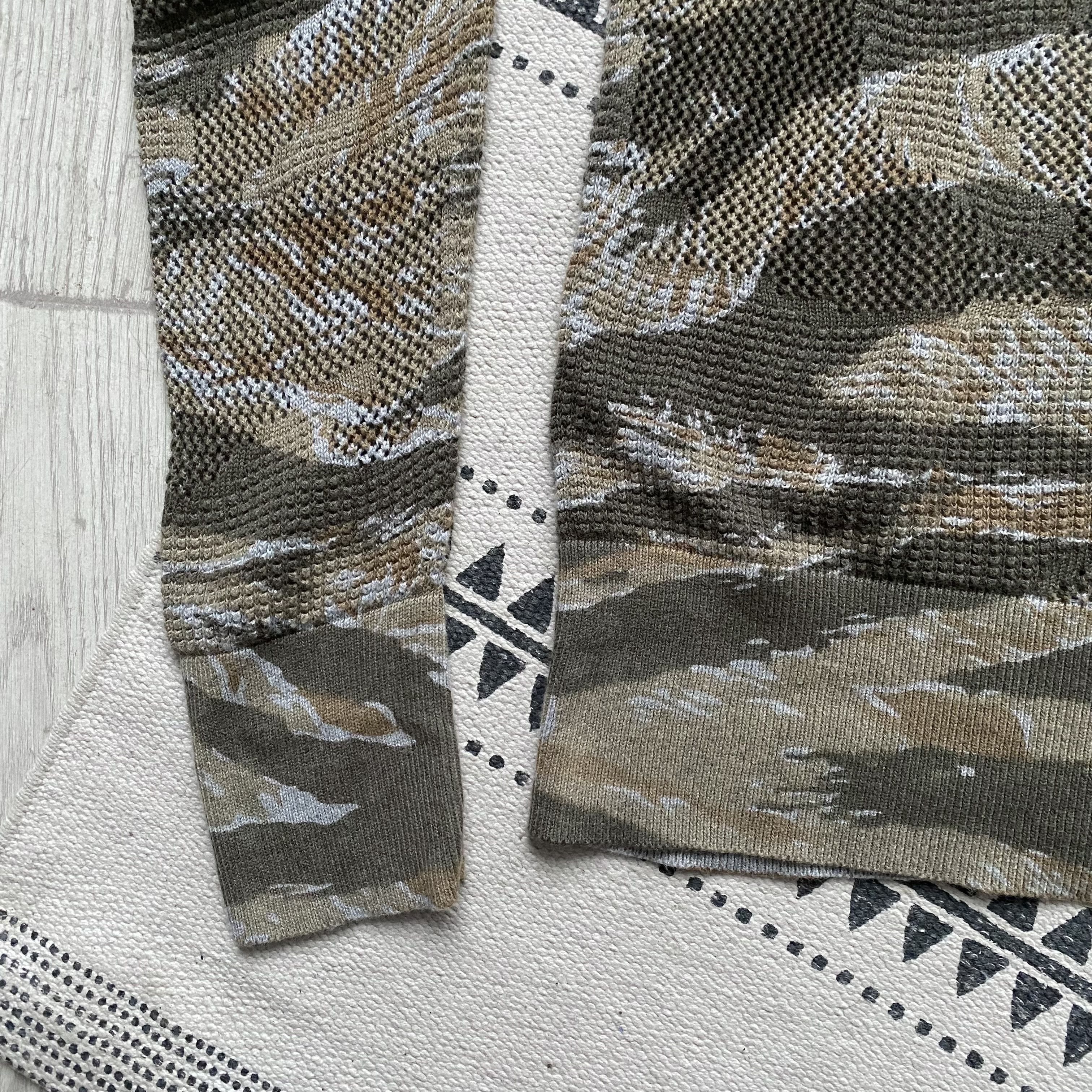Allsaints Designer Allsaint camo sweater light pullover Size US S / EU 44-46 / 1 - 5 Thumbnail