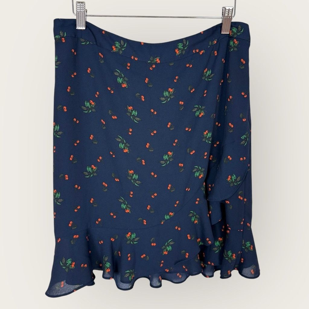 Banana Republic Banana Republic Wrap Skirt Size 8 Blue Cherry Print Ruffle Size 30" / US 8 / IT 44 - 2 Thumbnail