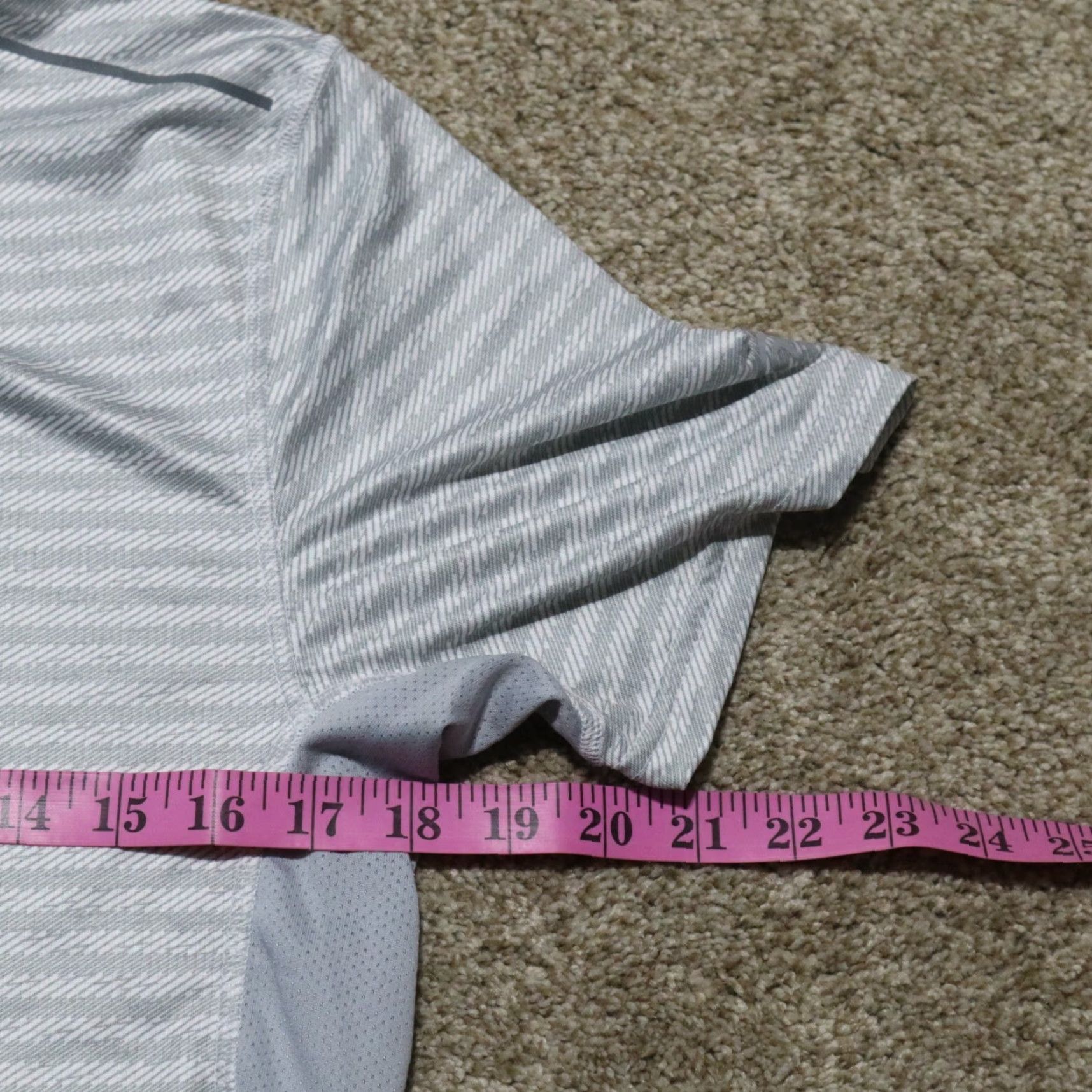 Champion CHAMPION Shirt Women Small Gray Breathable Short Sleeve T-Shirt Activewear 90s? Size S / US 4 / IT 40 - 6 Thumbnail