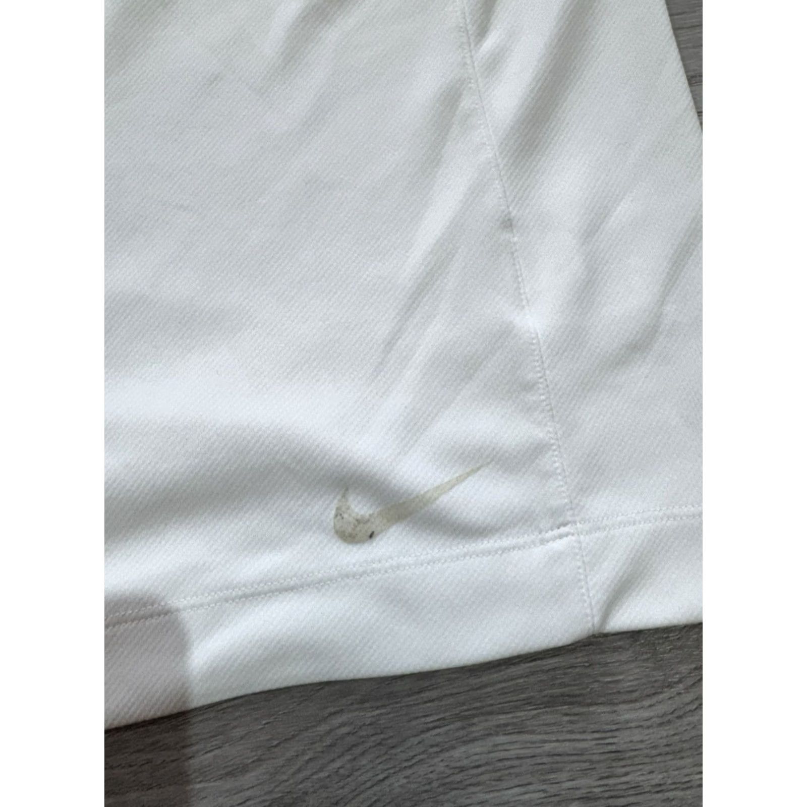 Nike VINTAGE Nike Tennis Polo Shirt White Green 335924-100 Federer Agassi Style Sz L Mens Shirt White Green Nike Tennis Polo 335924-100 Vintage L Mens Size US L / EU 52-54 / 3 - 5 Thumbnail