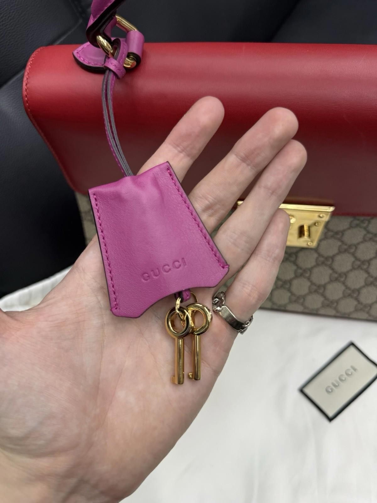 Gucci Gucci GG Supreme Handbag Shoulder Bag Padlock Purse $2300 Size ONE SIZE - 12 Thumbnail