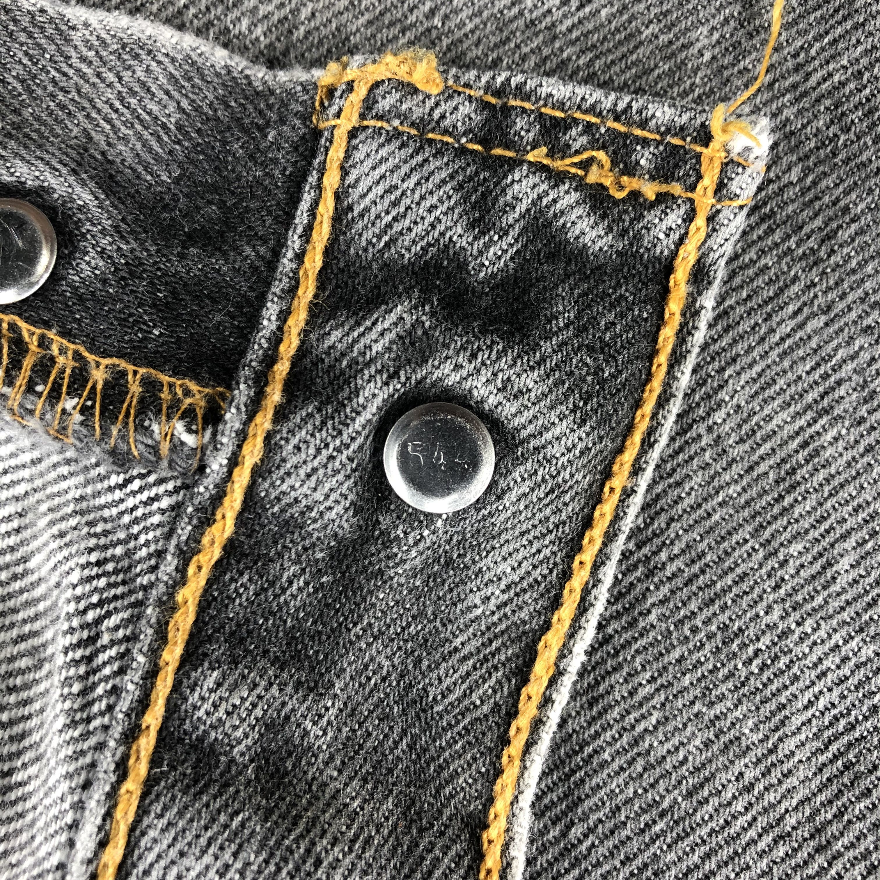 Levi's Vintage 90s Faded Levis Levis 501 Jeans-JM1629 Size US 37 - 13 Thumbnail