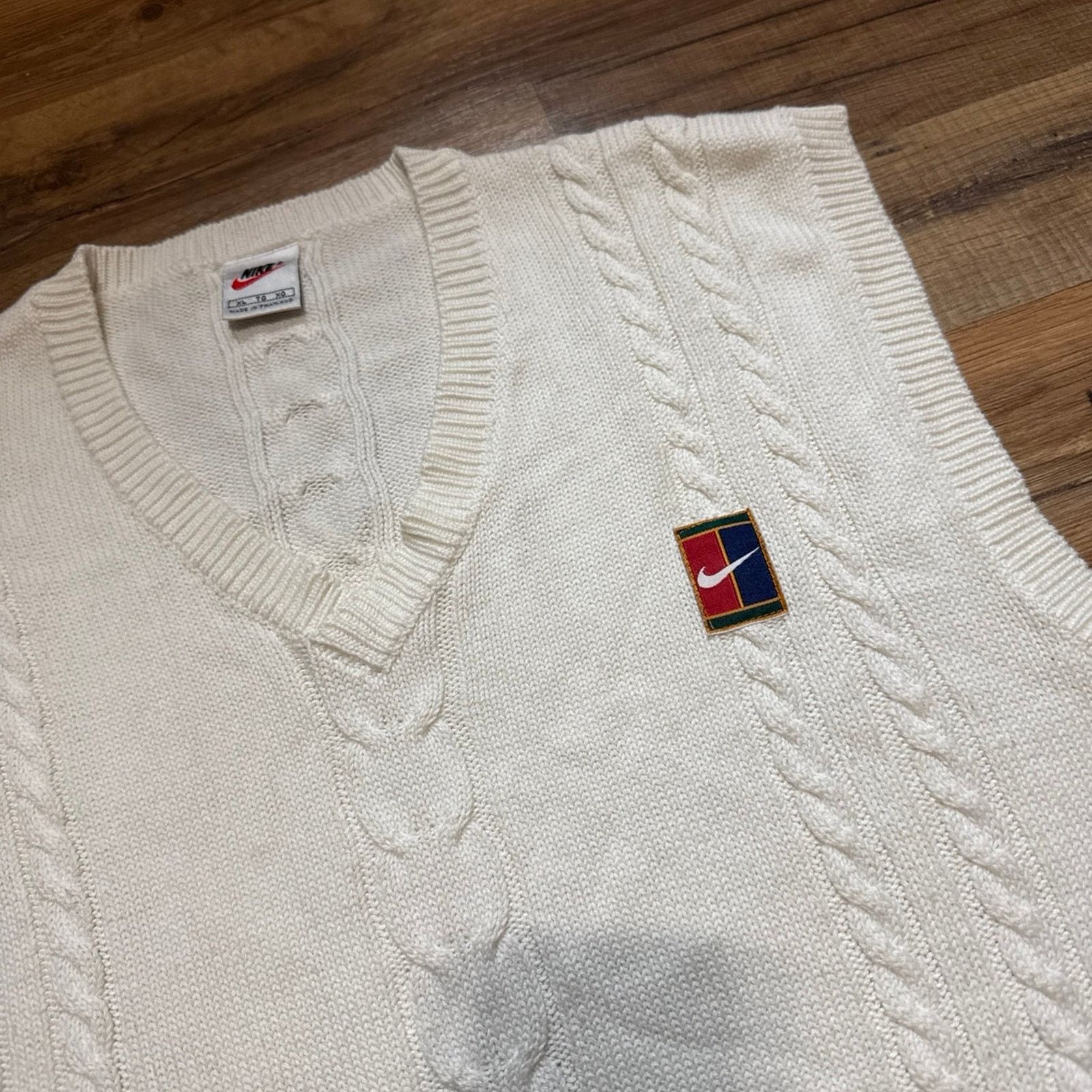 Nike 90s Nike Court Challenge Tennis Cable Knit Sweater Vest Size US XL / EU 56 / 4 - 2 Thumbnail