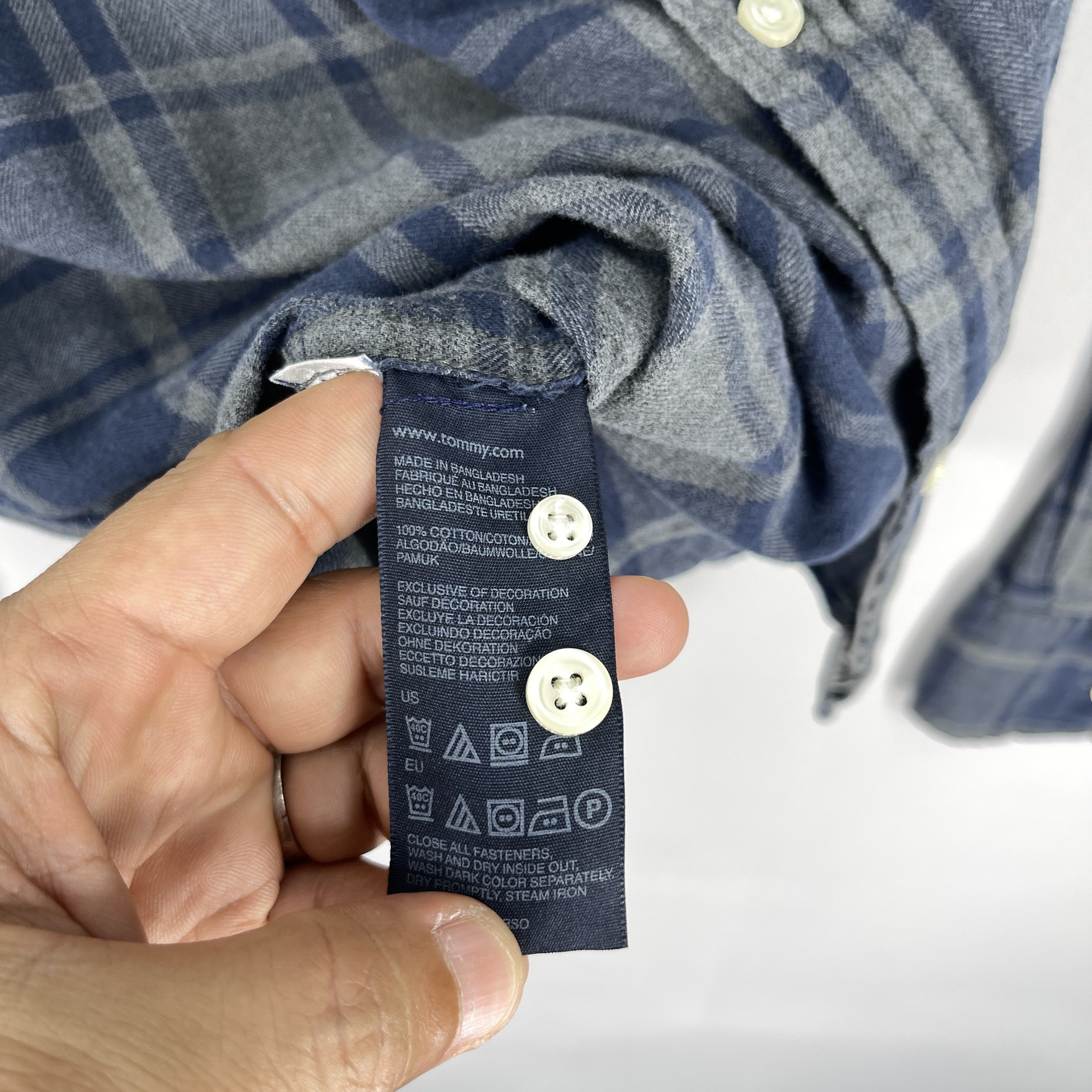Tommy Hilfiger Tommy Hilfiger Blue Grey Flannel Plaid Button Up Shirt Size US M / EU 48-50 / 2 - 8 Thumbnail