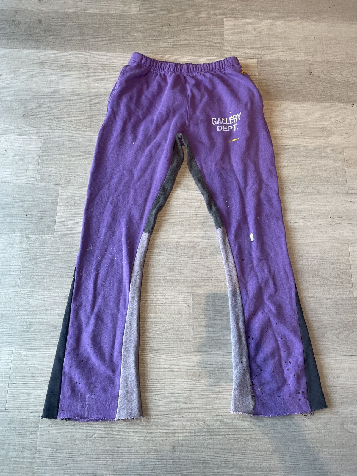 Gallery Dept. Gallery Dept. Paint Flare Sweatpants Purple Size US 32 / EU 48 - 1 Thumbnail