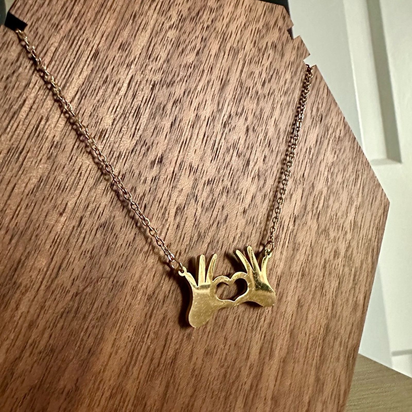 Other Heart hands 18k gold plated necklace! Taylor swift vibes! Size ONE SIZE - 1 Thumbnail
