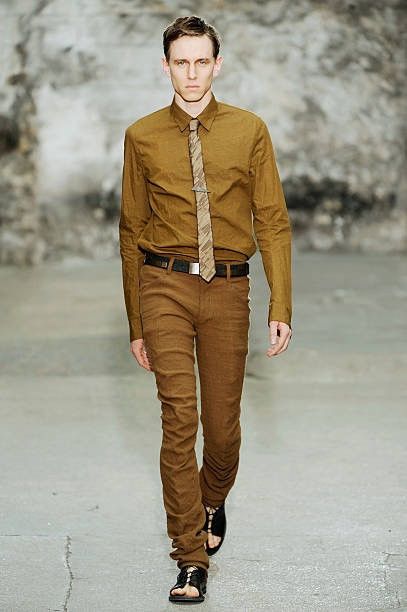 Kazuyuki Kumagai Attachment KAZUYUKI KUMAGAI ATTACHMENT Jtype Curved woven stretch pants Size US 30 / EU 46 - 17 Thumbnail
