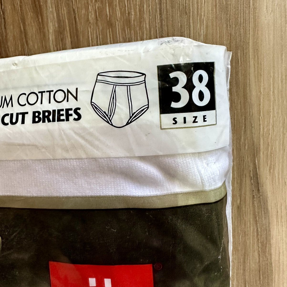 Hanes × Vintage Vintage 90’s 1998 Hanes 100% Cotton Briefs 3 Pack Size 38 Size 38 - 3 Thumbnail
