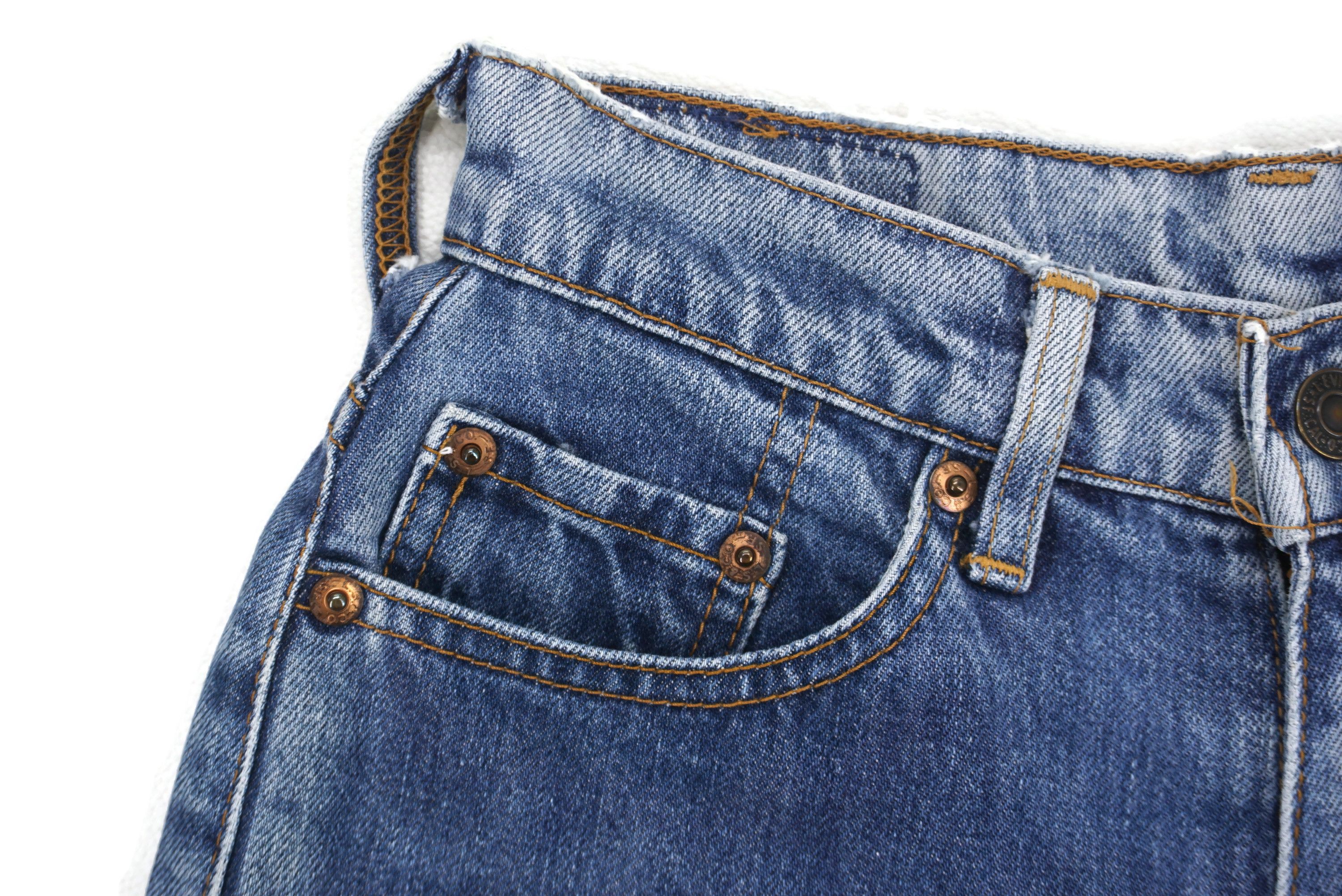 Levi's Vintage Levi's 517-02 Jeans W24xL29.5 High-Waisted Bootcut Size 24" / US 00 / IT 34 - 7 Thumbnail
