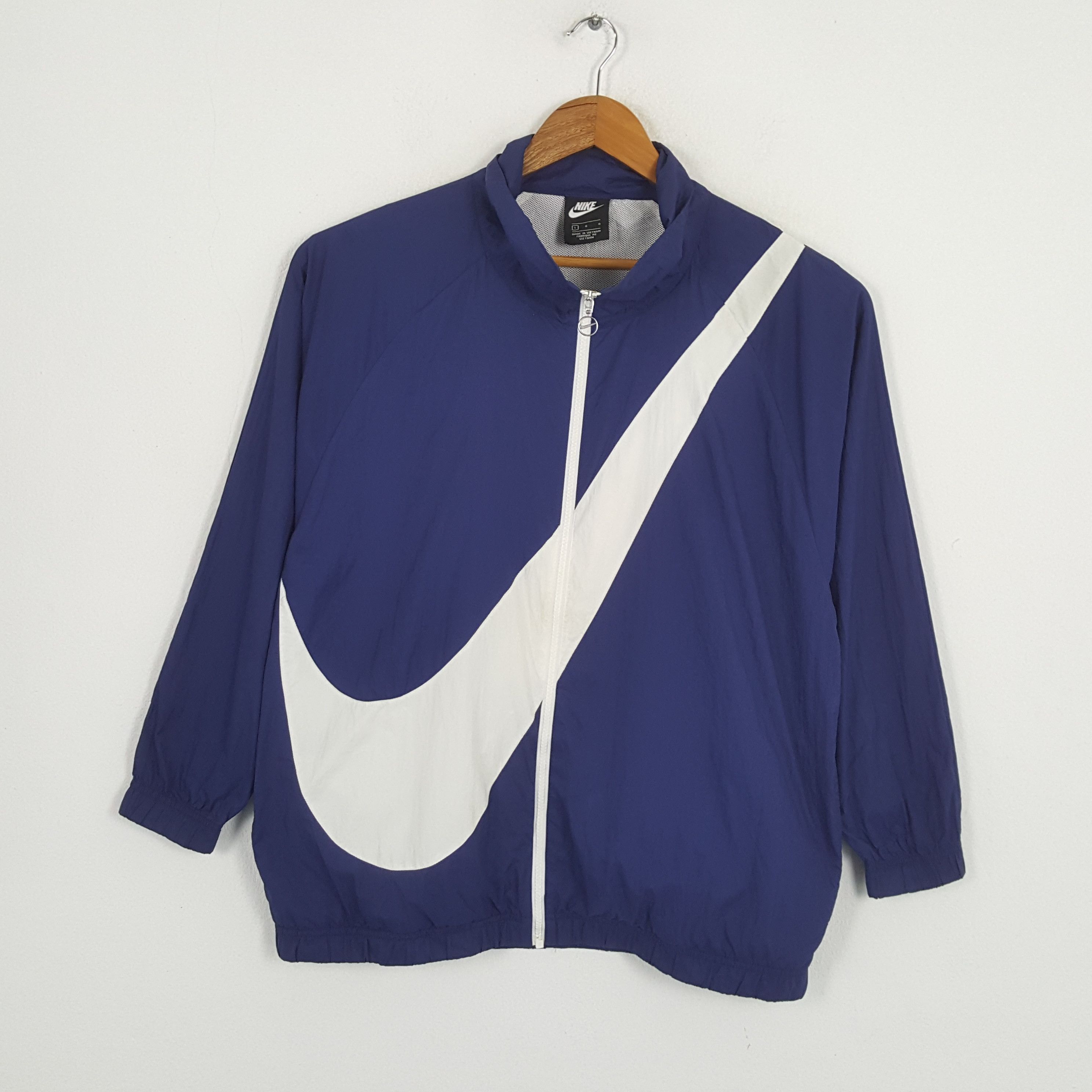 Nike × Vintage Vintage NIKE Sportswear Big Swoosh Logo Design Jacket Size US XL / EU 56 / 4 - 1 Thumbnail