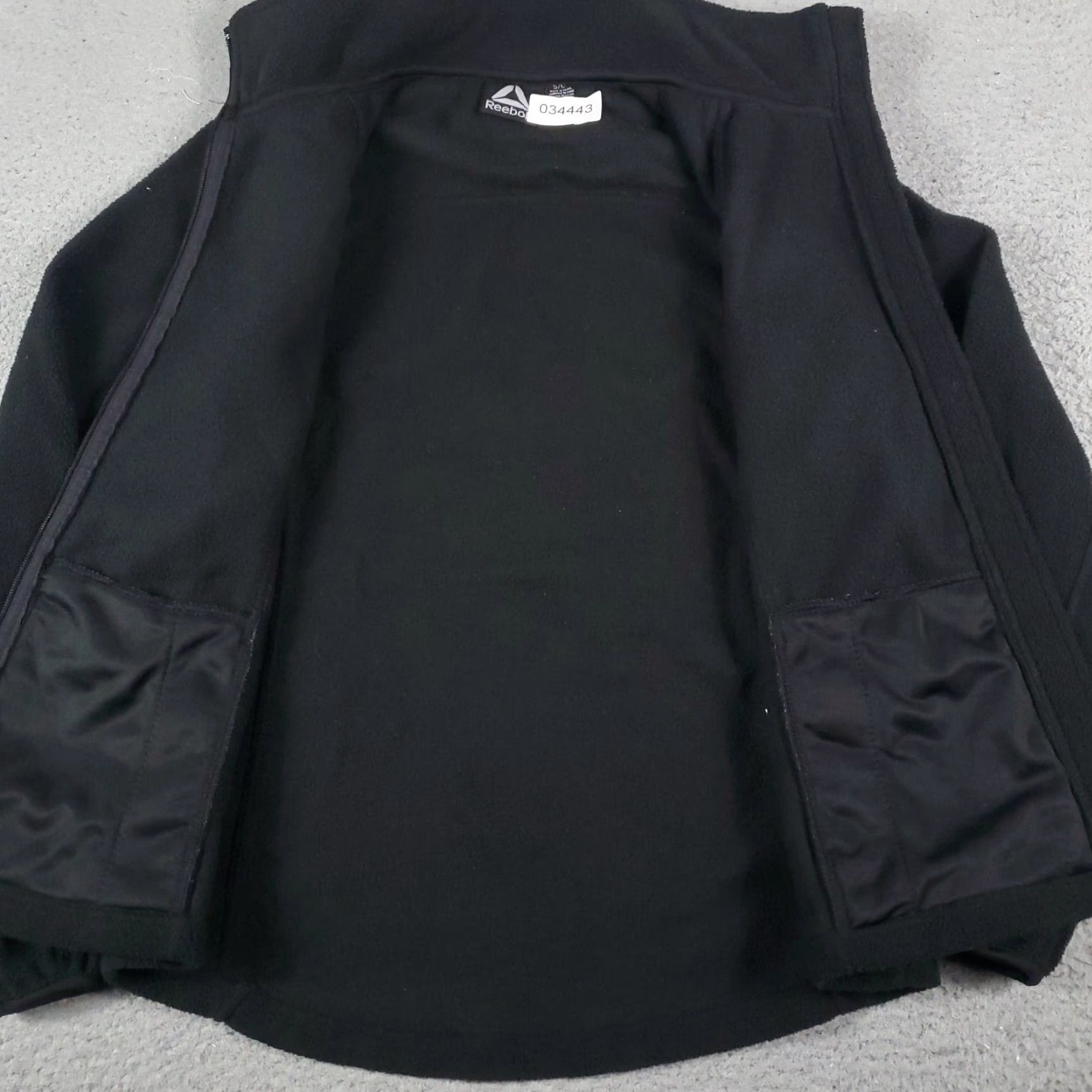 Reebok Reebok Jacket Womens Small Black Fleece Full Zip Regular Fit Sportswear Size S / US 4 / IT 40 - 5 Thumbnail