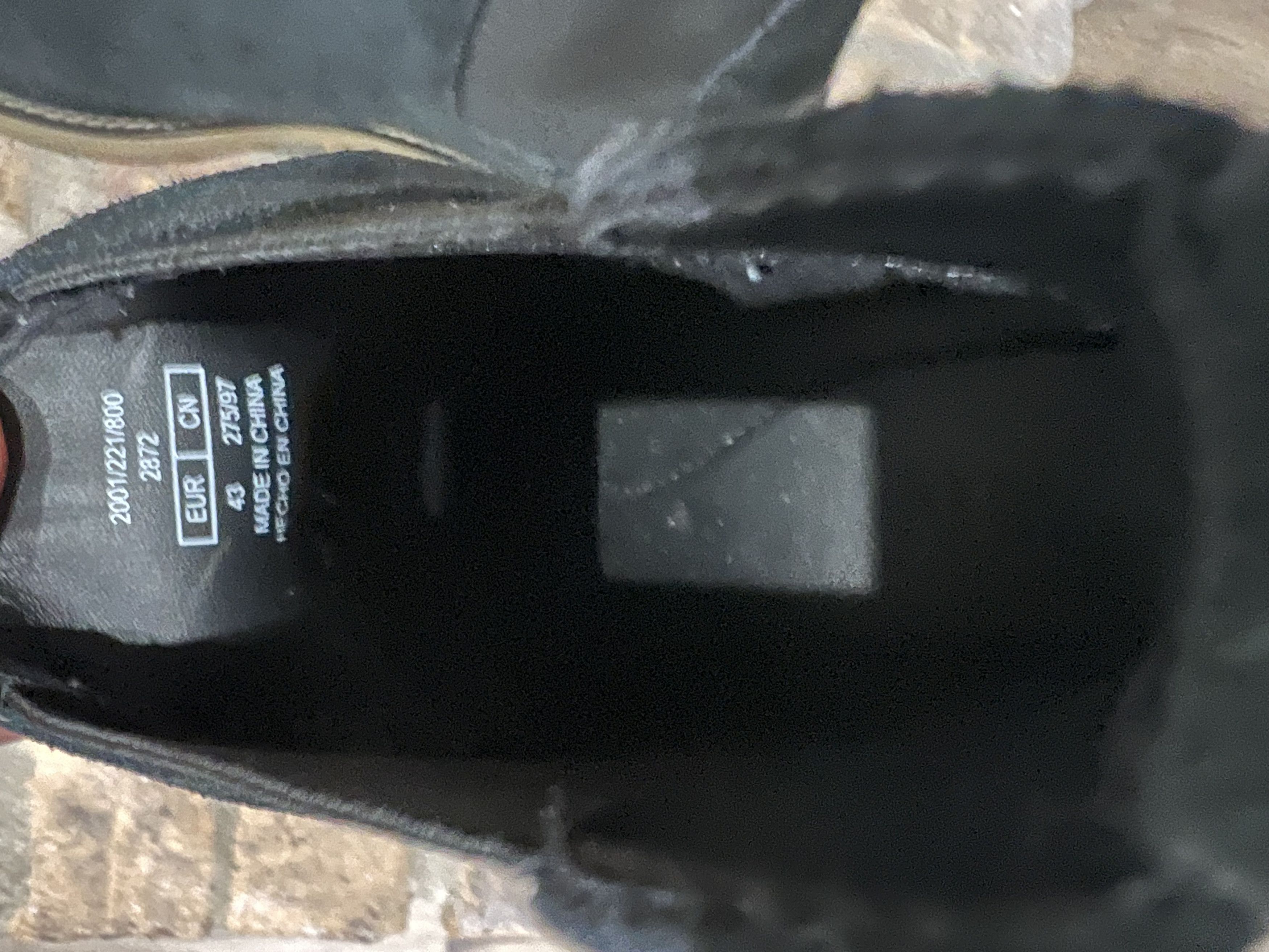 Zara Zara Suede Chelsea Boots Size US 10 / EU 43 - 6 Thumbnail