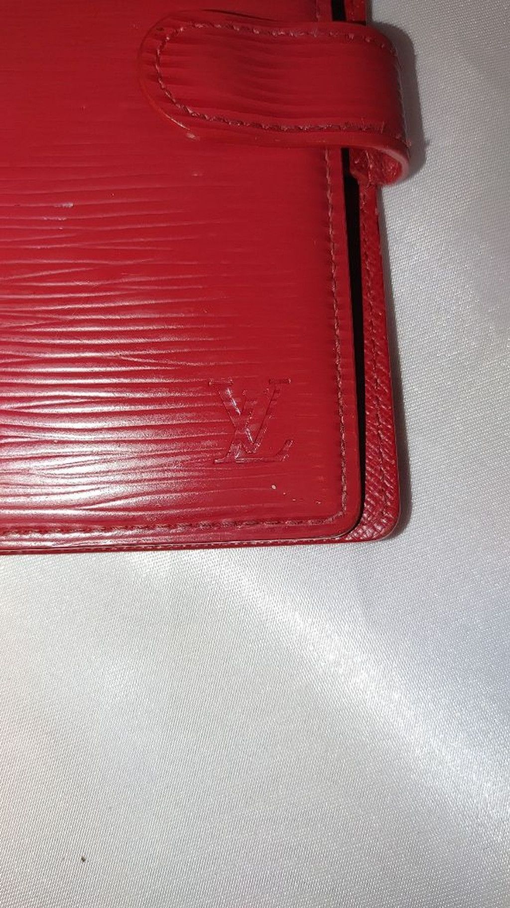 Louis Vuitton Louis Vuitton Red Epi Leather Wallet Size ONE SIZE - 6 Thumbnail