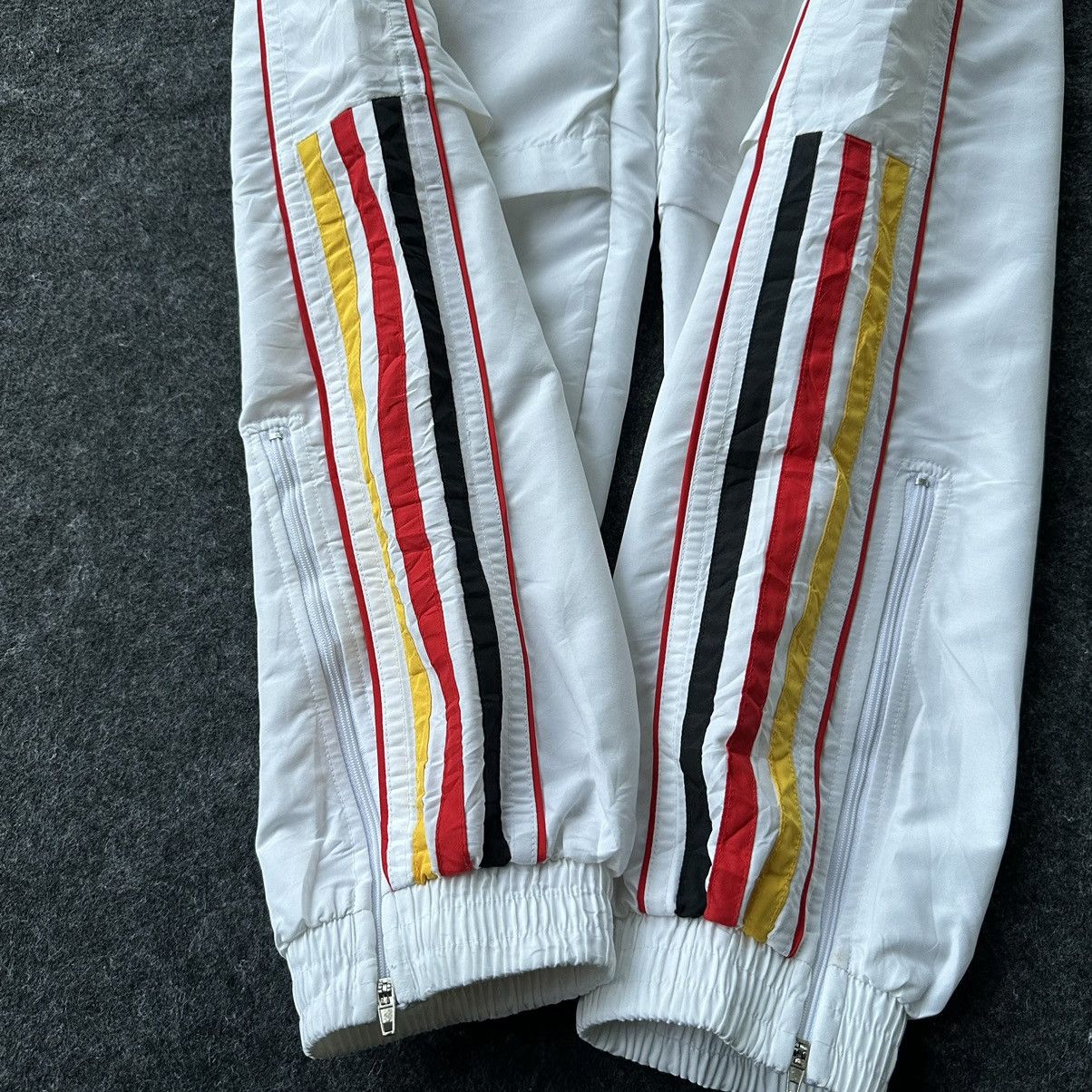 Adidas Vintage Adidas Equipment Baggy Nylon Pant D665 Size US 32 / EU 48 - 5 Thumbnail