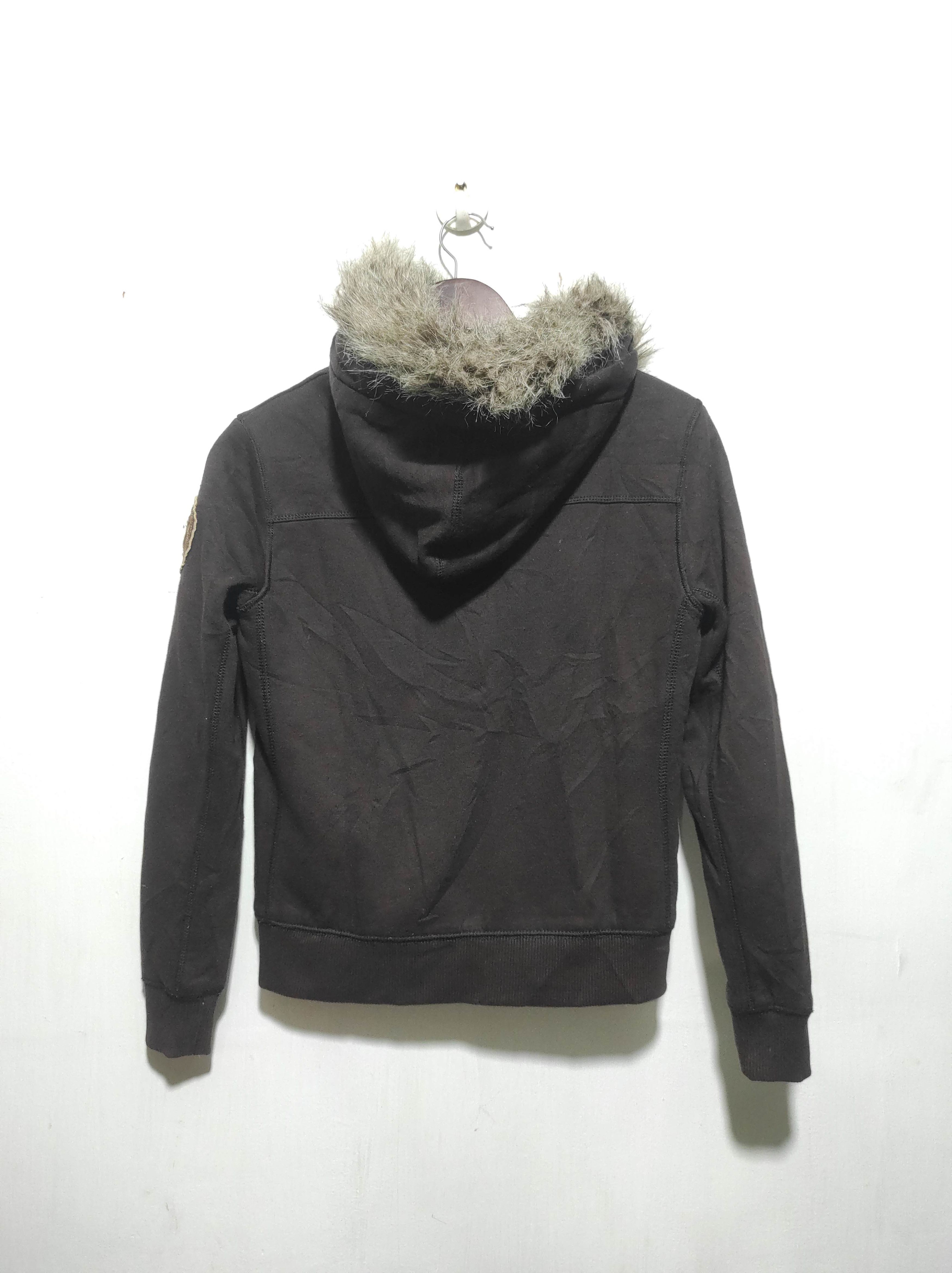 Tommy Hilfiger Tommy Hilfiger Sherpa Fur Zip Hoodie if six was nine style Size S / US 4 / IT 40 - 16 Thumbnail