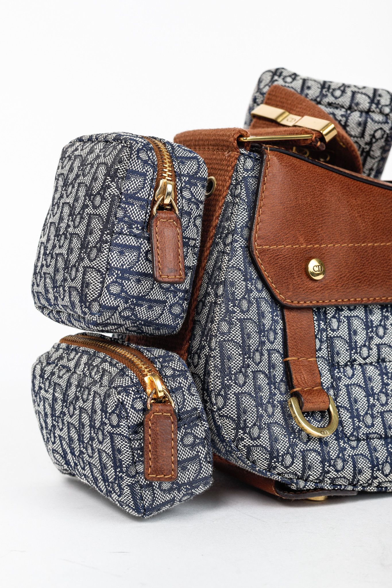 Dior Christian Dior Street Chic Columbus Avenue Logo-Jacquard Bag Size ONE SIZE - 9 Thumbnail