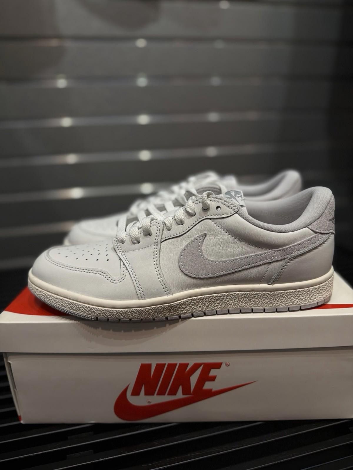 Jordan Brand Jordan 1 Low 85 Neutral Grey NEW Size 10.5 FB9933-100 Size US 10.5 / EU 43-44 - 2 Thumbnail