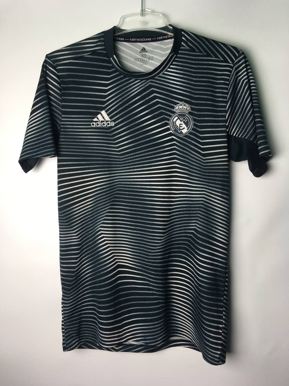 Adidas Adidas Soccer Real Madrid Pre Match Training Jersey Size US XS / EU 42 / 0 - 1 Thumbnail