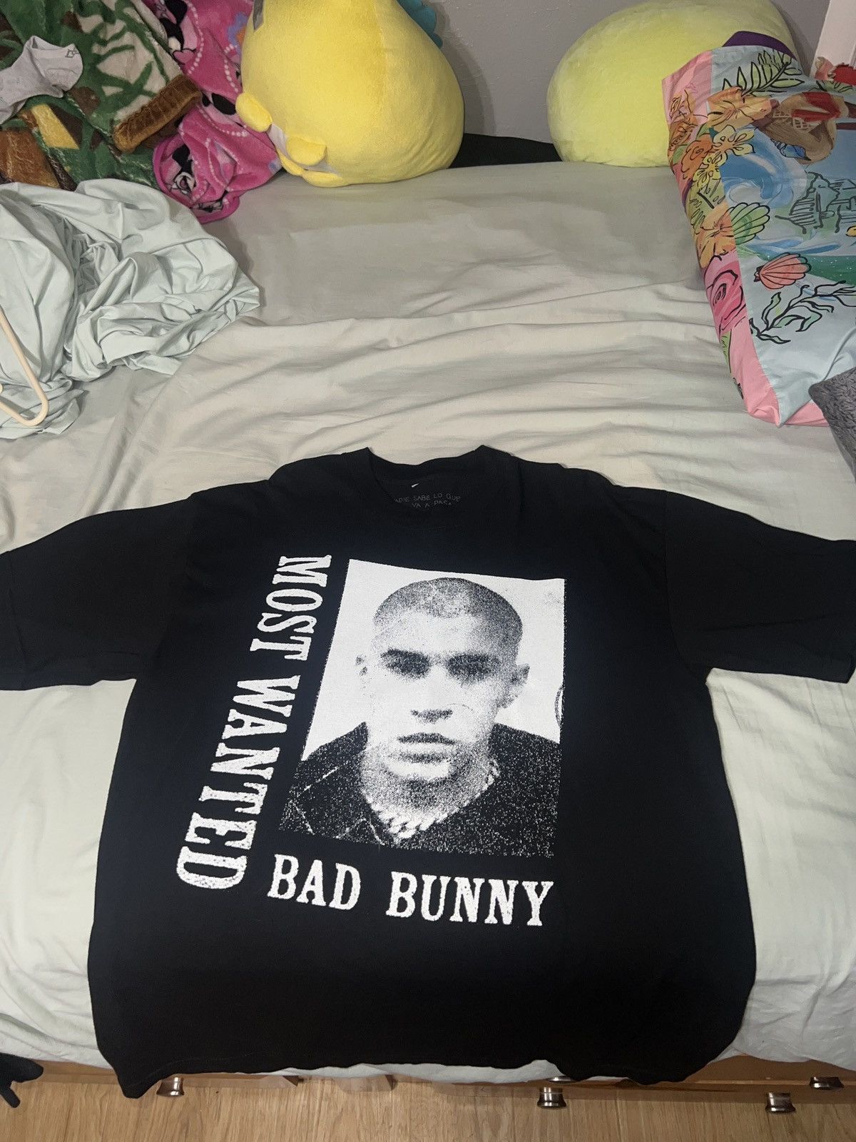 Band Tees Bad Bunny tour tee Size US M / EU 48-50 / 2 - 1 Thumbnail