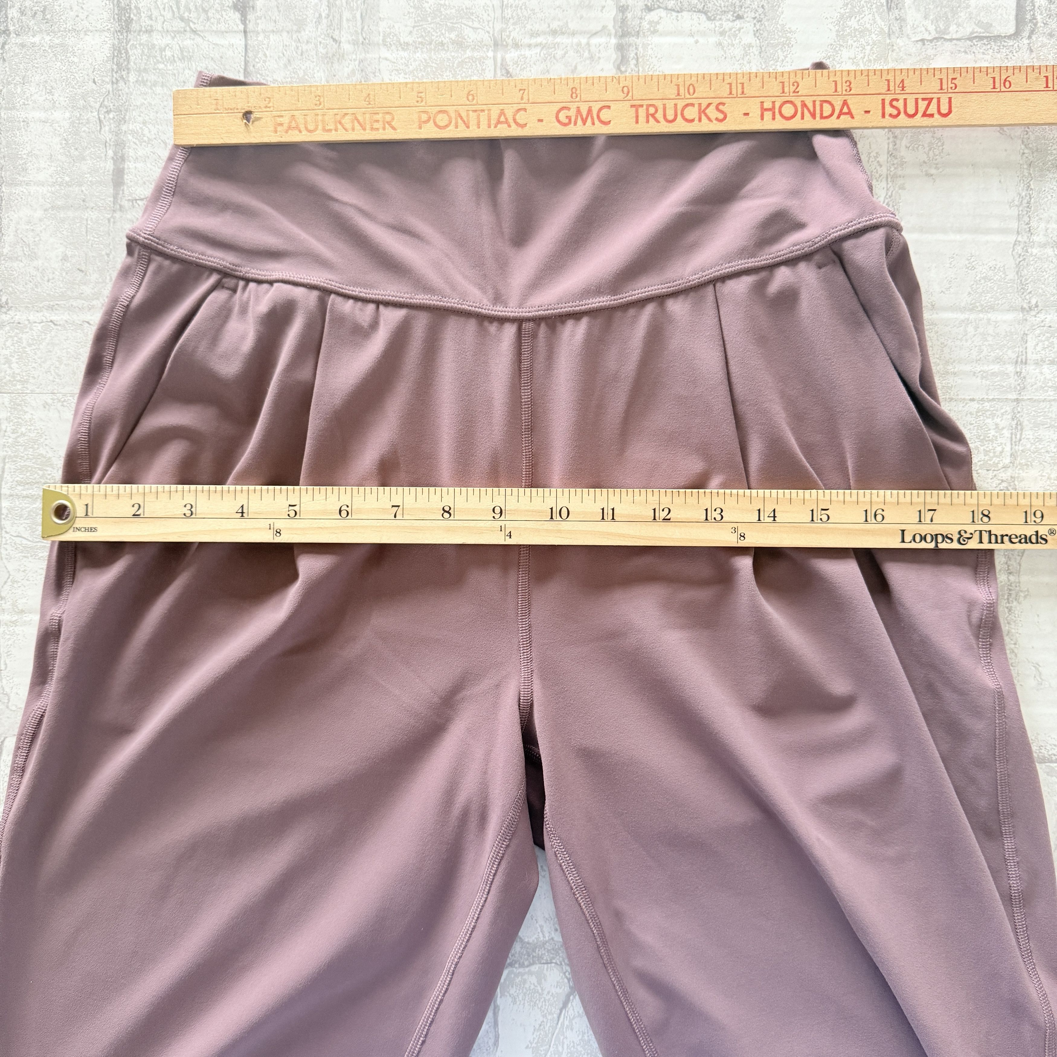 Athleta Athleta Elation Damask Mauve Jogger Soft Powervita Tapered Size 28" / US 6 / IT 42 - 9 Thumbnail