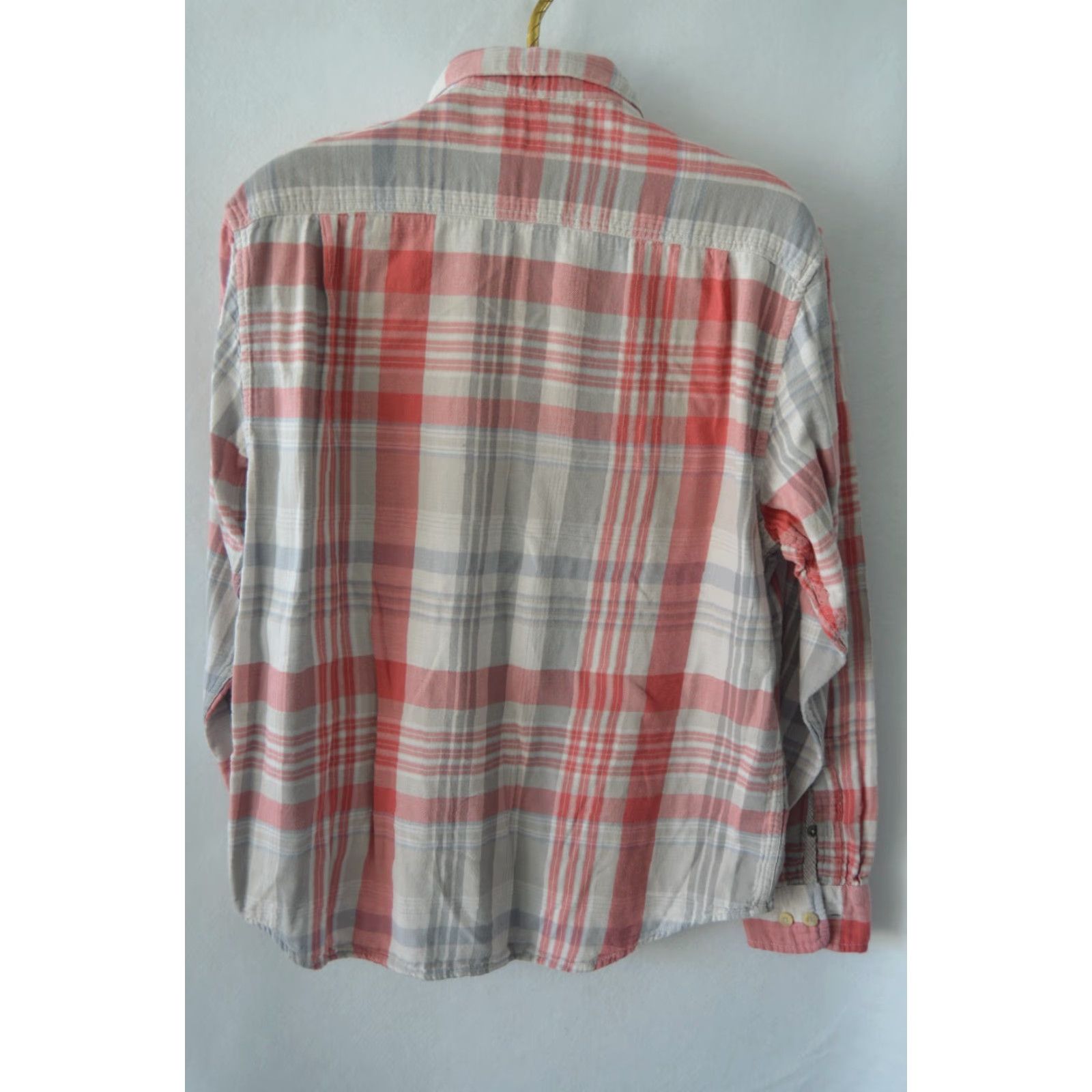 Tommy Bahama Tommy Bahama Shirt Men's Large Flannel Long Sleeve Button-Up Pink Grey Casual Plaid Pocketed Beach 90s Mens Manufactured Folded Crew? Size US L / EU 52-54 / 3 - 2 Thumbnail