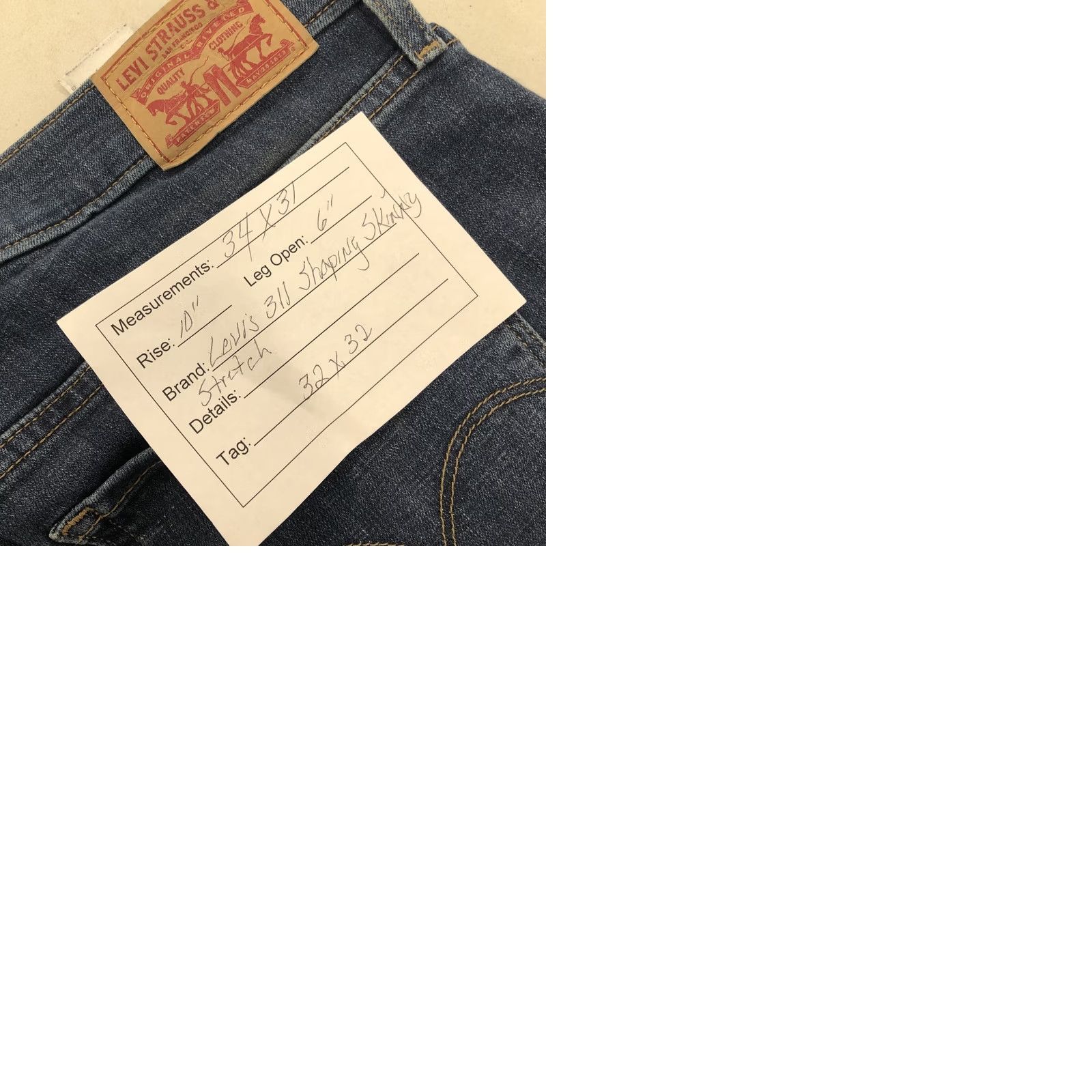 Levi's Levi's Women's 311 Shaping Skinny Jeans 34x31 Blue Denim Jeans Mid Rise 5-Pocket Logo Zipper Button 311 Shaping Skinny Regular Fit Ladies Girls, 90s? Size 24" / US 00 / IT 34 - 10 Thumbnail
