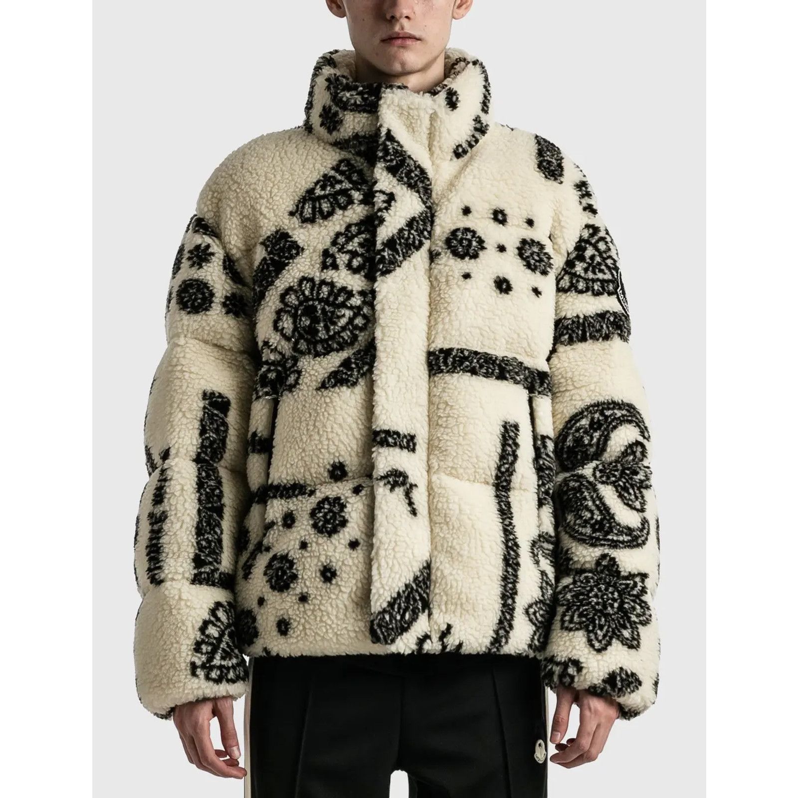 Moncler Moncler x Palm Angels Baden Paisley White Black Men's TG 4 Size US L / EU 52-54 / 3 - 5 Thumbnail