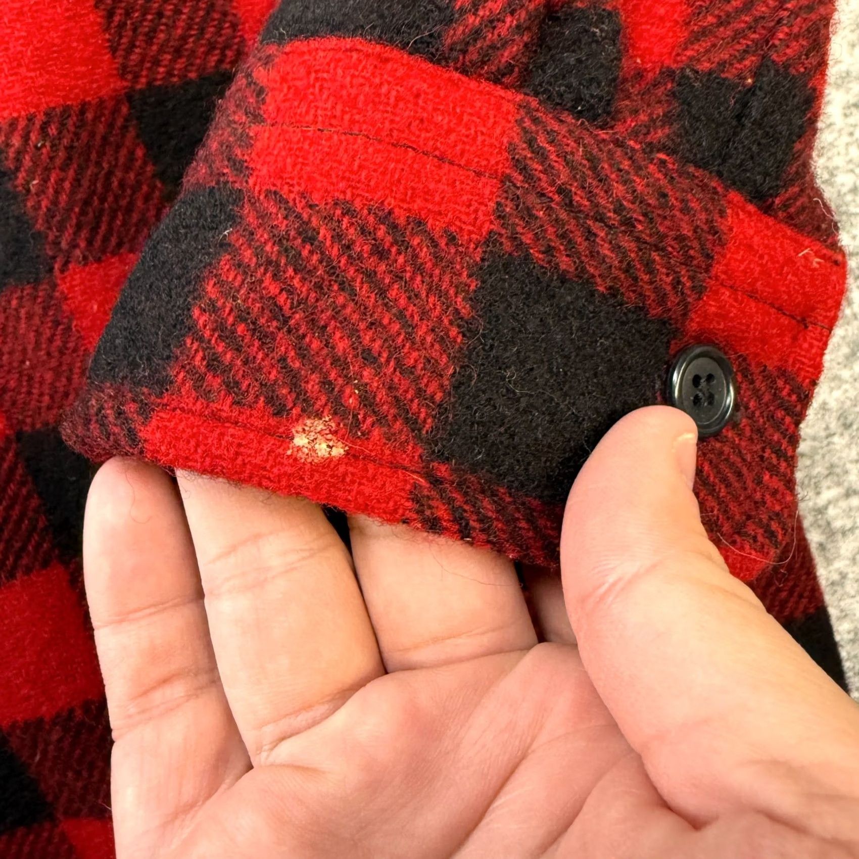 SafTbak SafTbak Vintage Check Wool Flannel Button-Up Shirt - Mens XL Red Black Size US XL / EU 56 / 4 - 3 Thumbnail