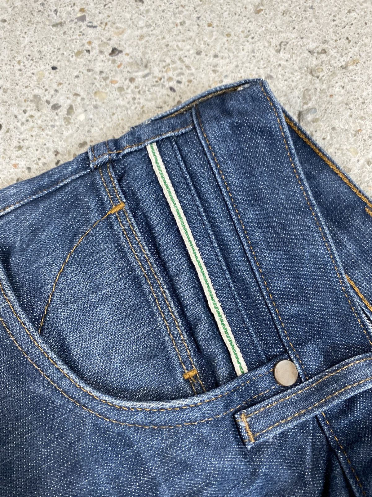 Wrangler Wrangler raw selvedge denim jeans japan shuttle loom Size US 31 - 6 Thumbnail