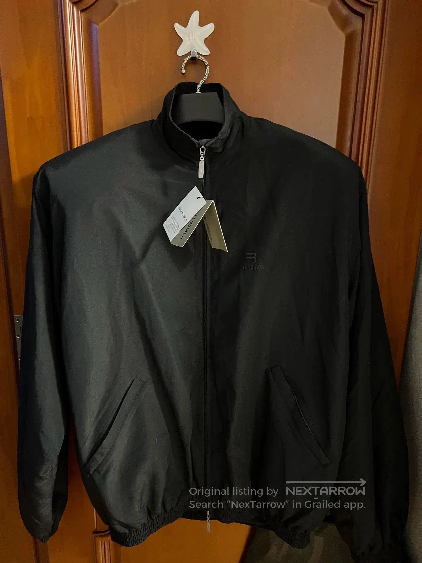 Balenciaga balenciaga shoulder pad coach jacket size 3. Size US L / EU 52-54 / 3 - 1 Thumbnail