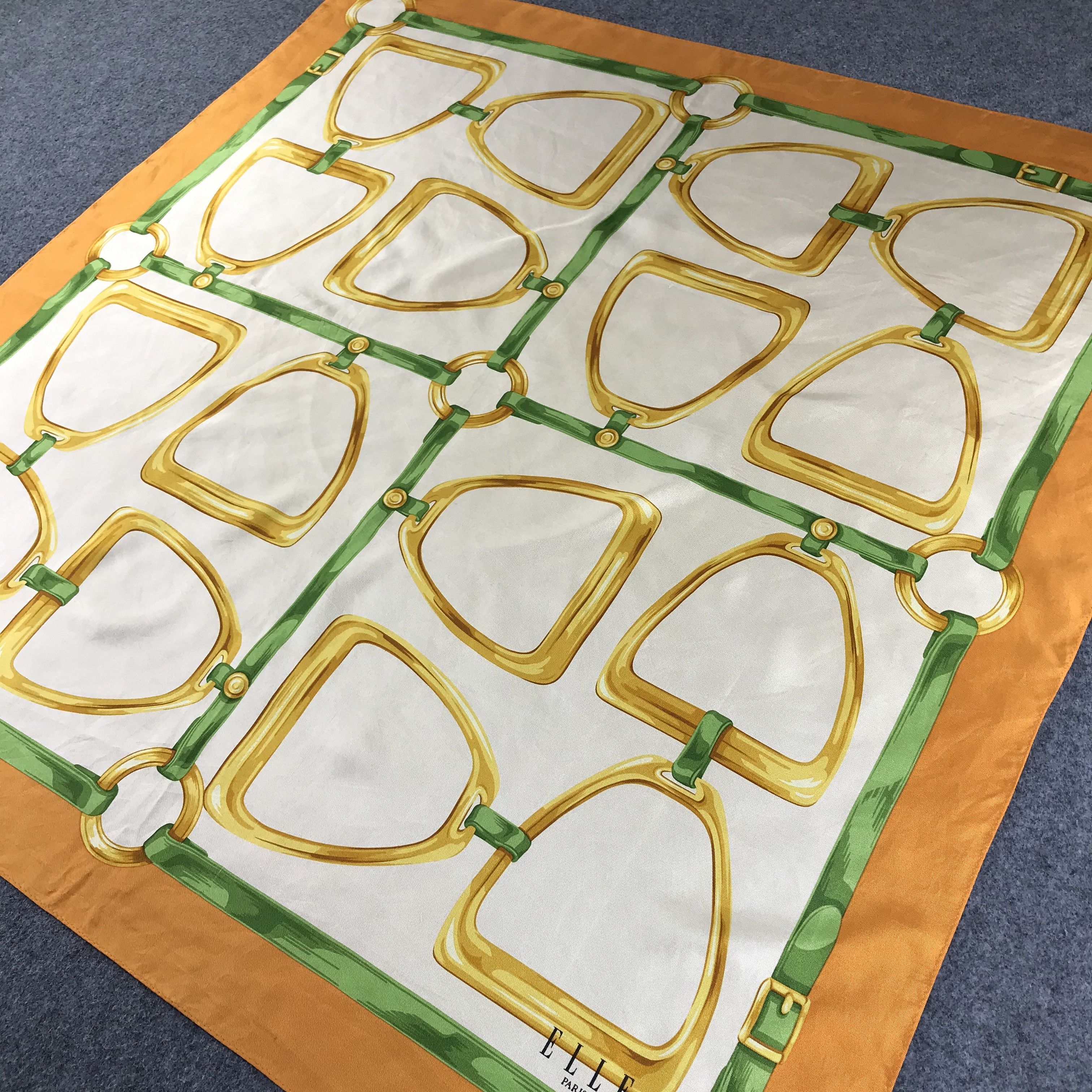 Japanese Brand Vintage Elle Silk Scarf M20 Size ONE SIZE - 4 Thumbnail
