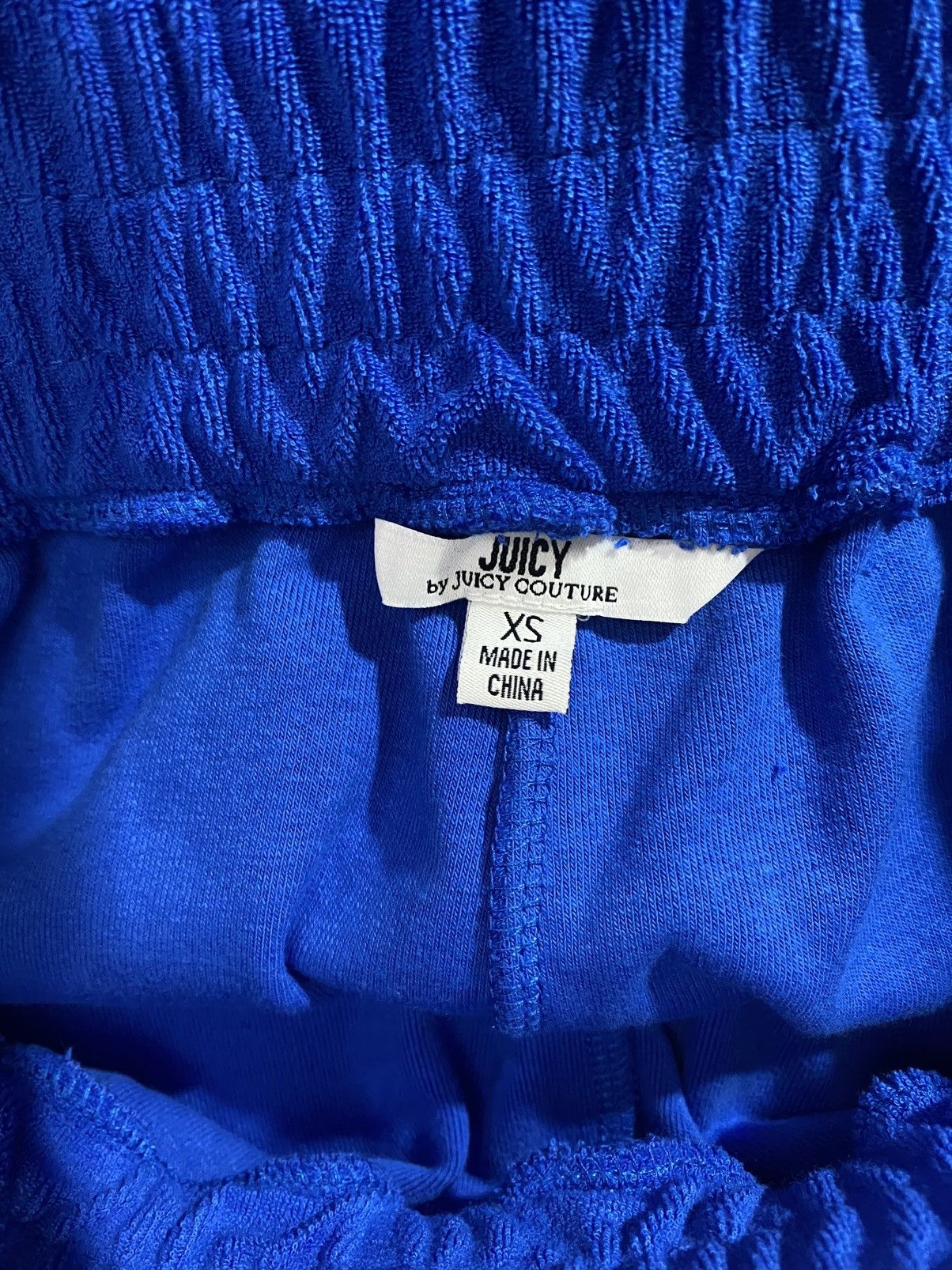 Juicy Couture Juicy couture Y2K regal velour blue splash shorts XS NWT Size 28" / US 6 / IT 42 - 2 Thumbnail