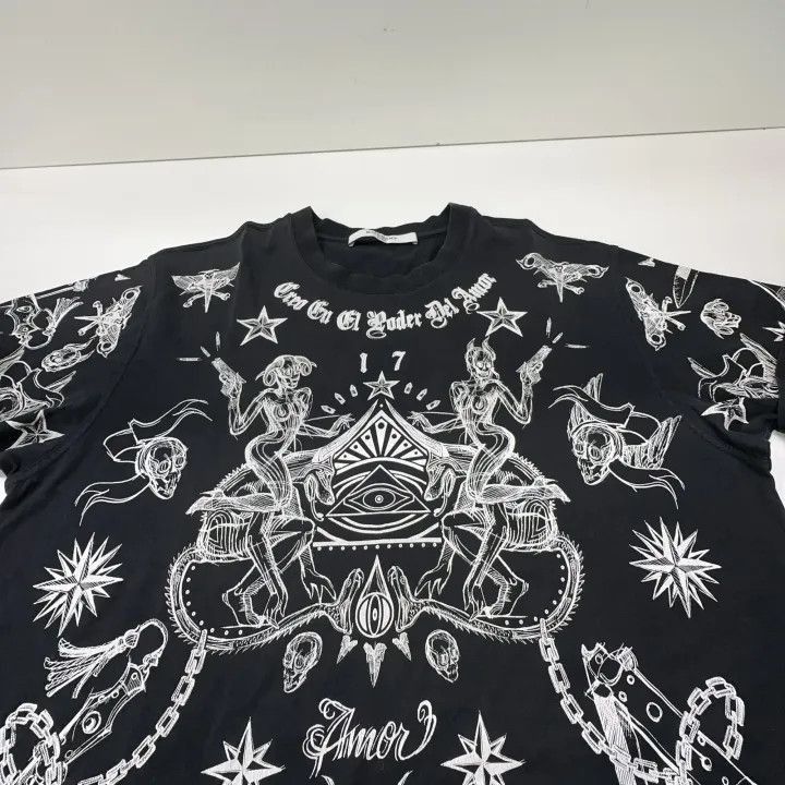 Other Givenchy Givenchy Casual Graphic Print Short Sleeve TShirt Size US XXS / EU 40 - 6 Thumbnail